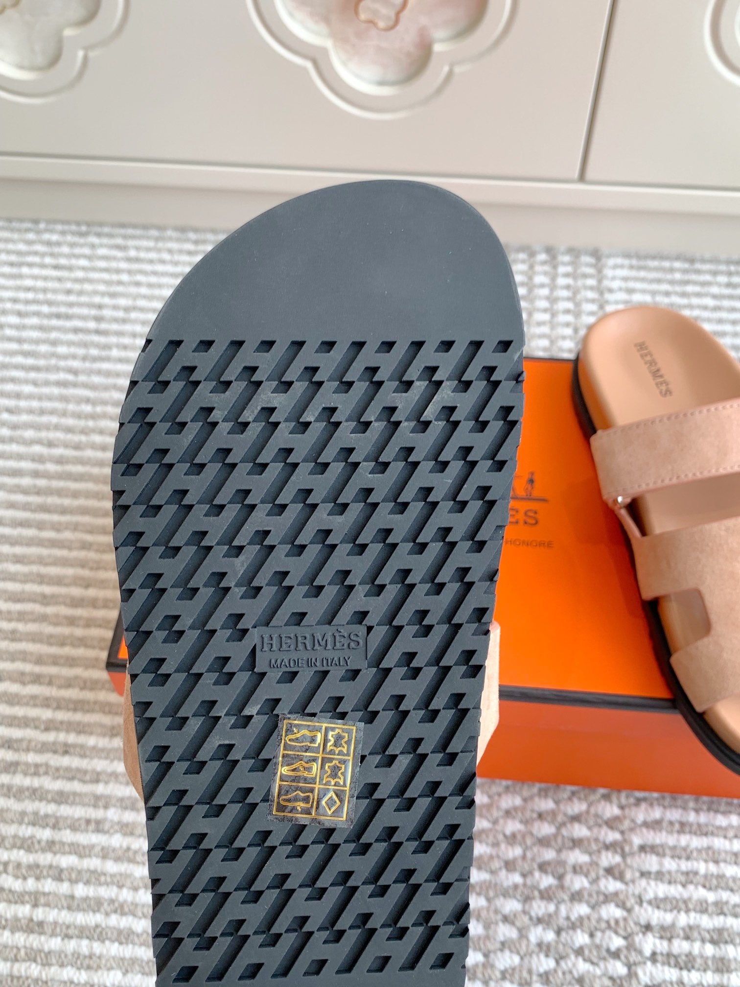 LuxluxHouse Best Quality Women Shoes Hermes