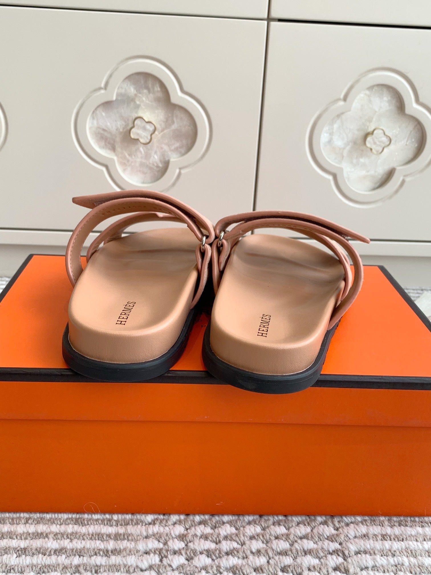 LuxluxHouse Best Quality Women Shoes Hermes