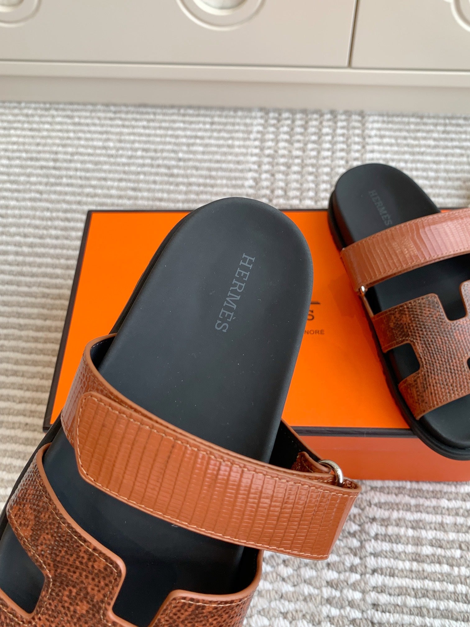 LuxluxHouse Best Quality Women Shoes Hermes