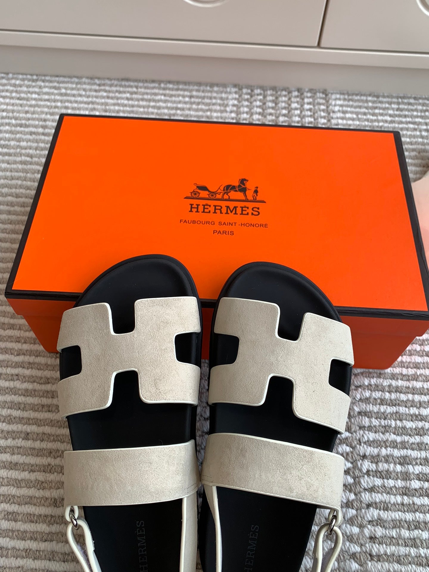 LuxluxHouse Best Quality Women Shoes Hermes