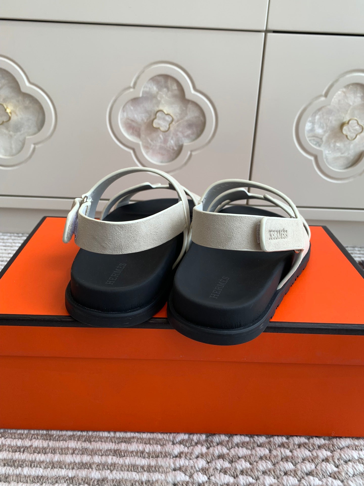 LuxluxHouse Best Quality Women Shoes Hermes