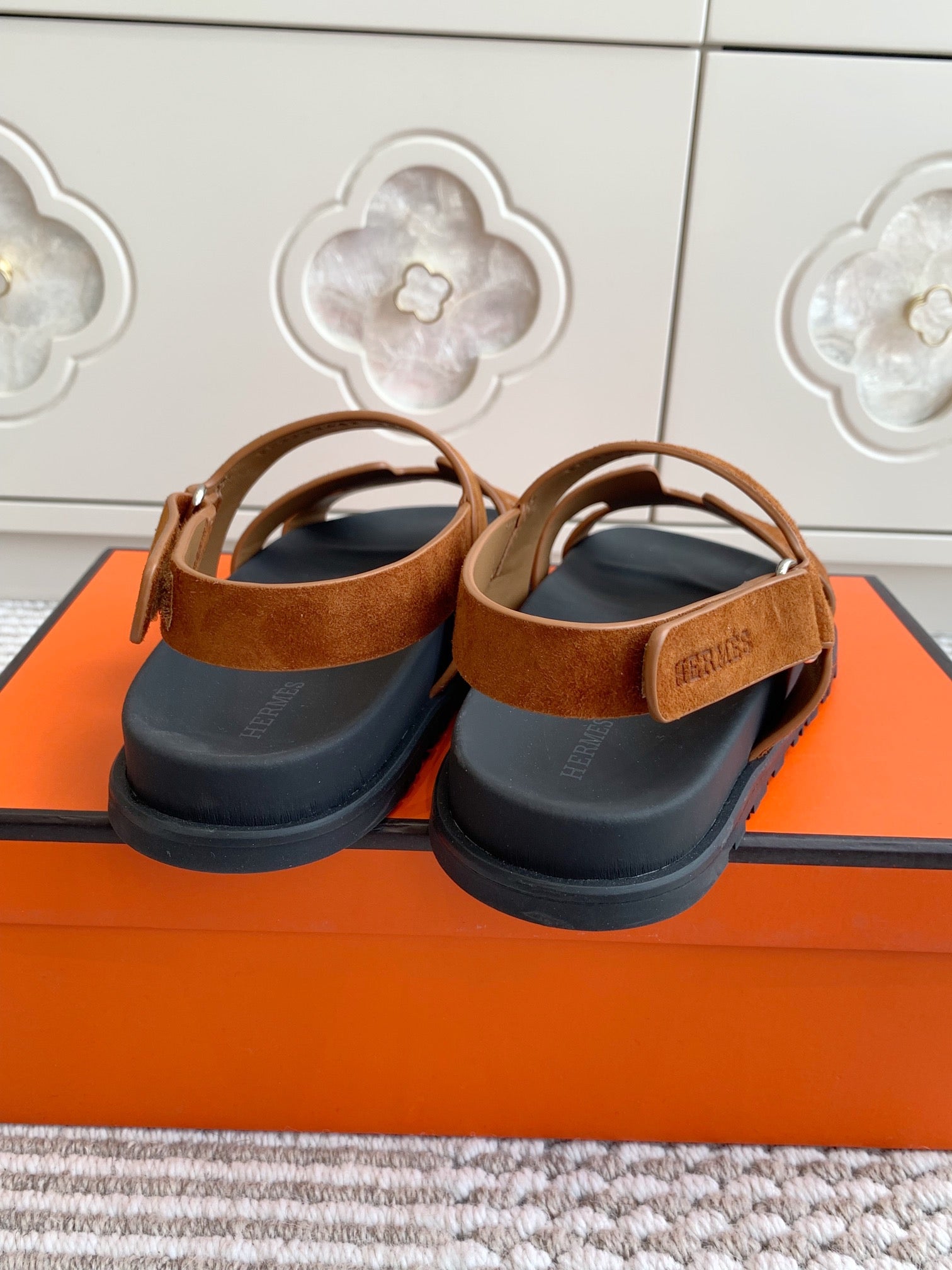 LuxluxHouse Best Quality Women Shoes Hermes