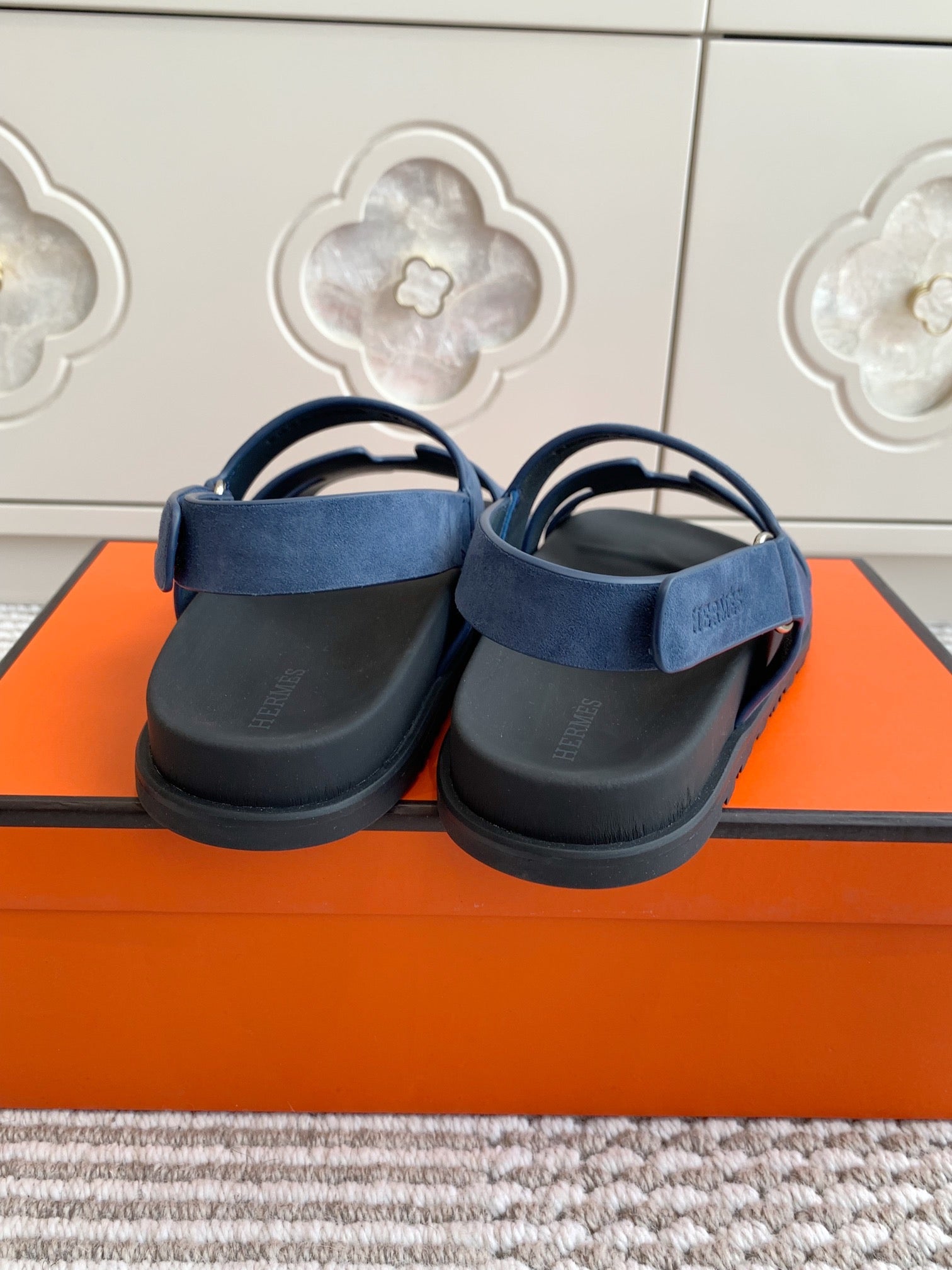 LuxluxHouse Best Quality Women Shoes Hermes