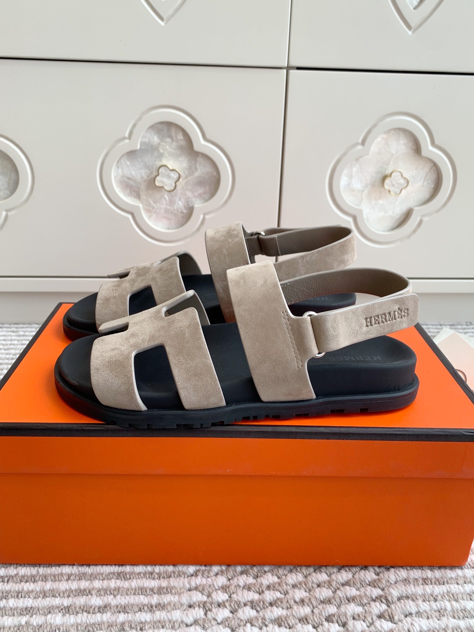 LuxluxHouse Best Quality Women Shoes Hermes