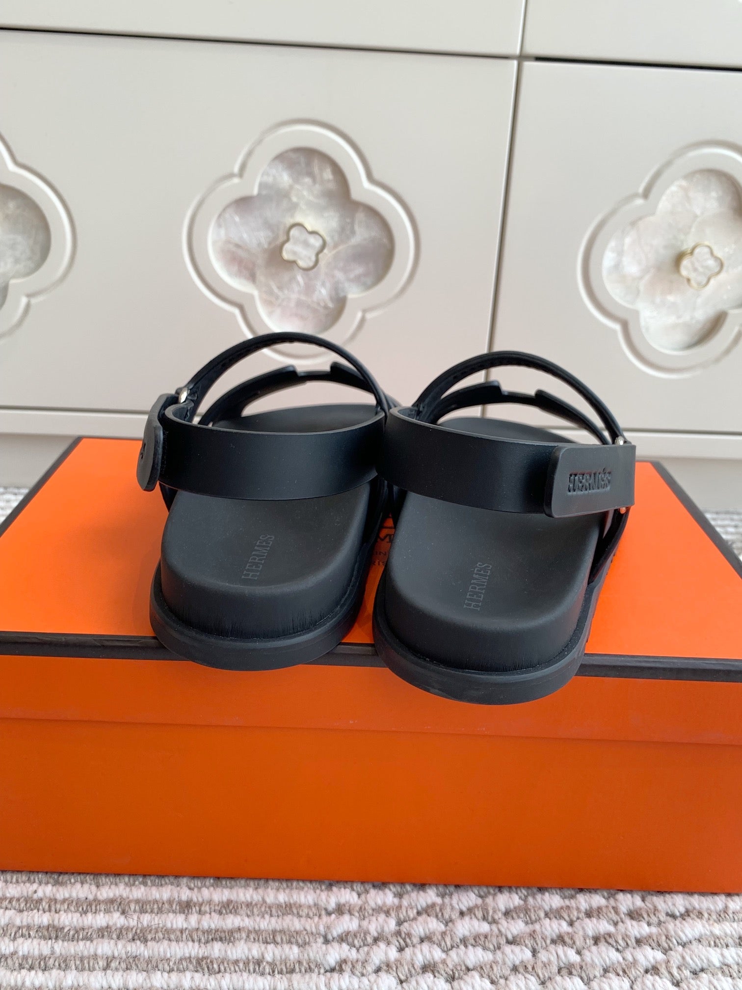 LuxluxHouse Best Quality Women Shoes Hermes