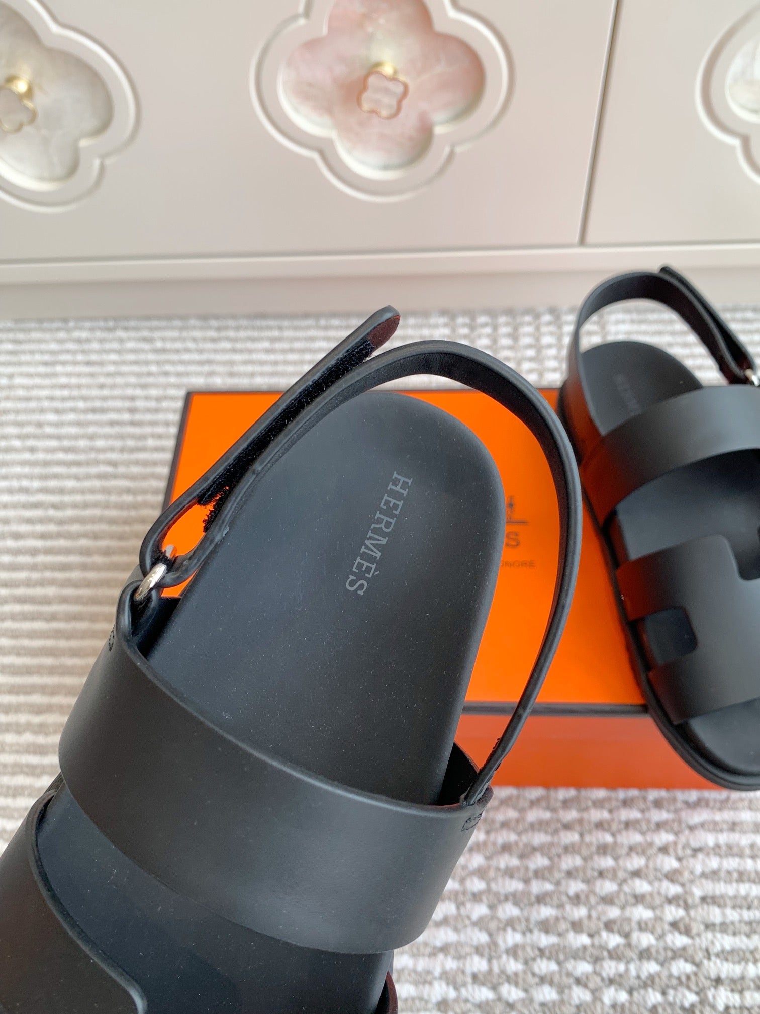 LuxluxHouse Best Quality Women Shoes Hermes