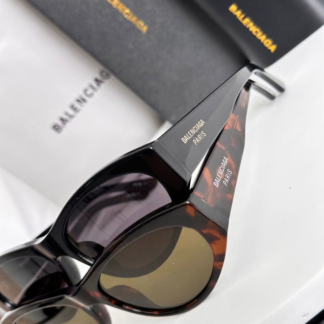LuxluxHouse Best Quality Glasses Balenciaga