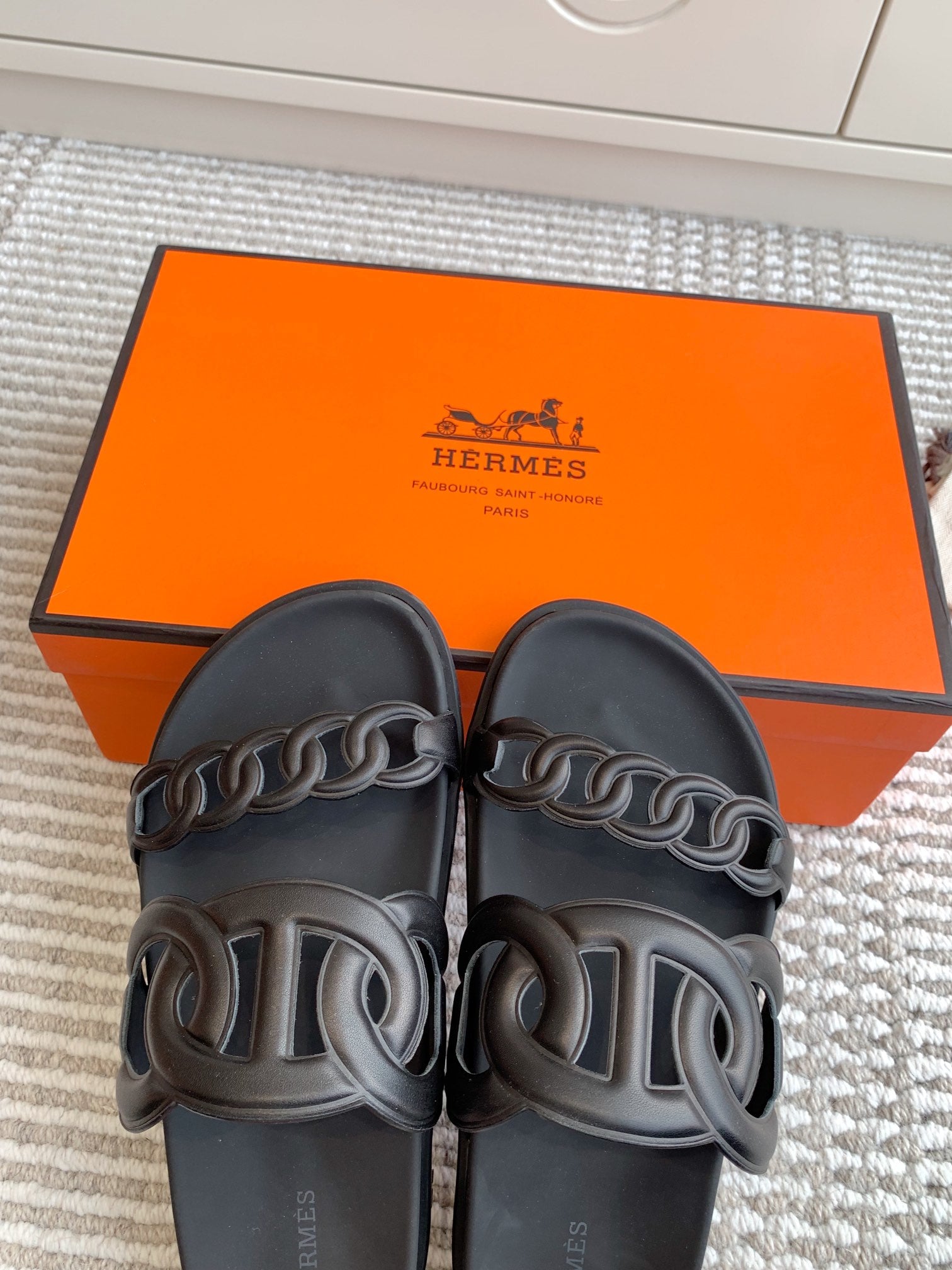 LuxluxHouse Best Quality Women Shoes Hermes