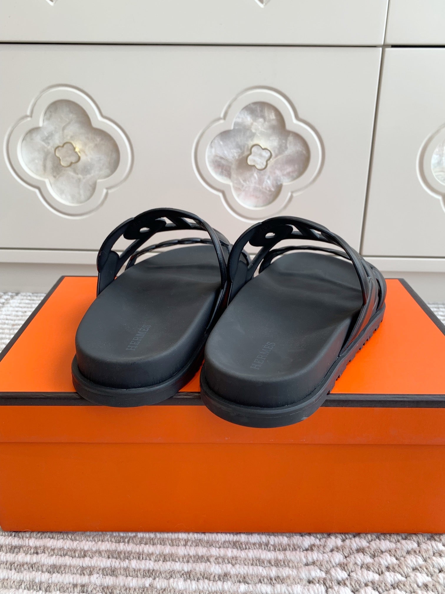 LuxluxHouse Best Quality Women Shoes Hermes