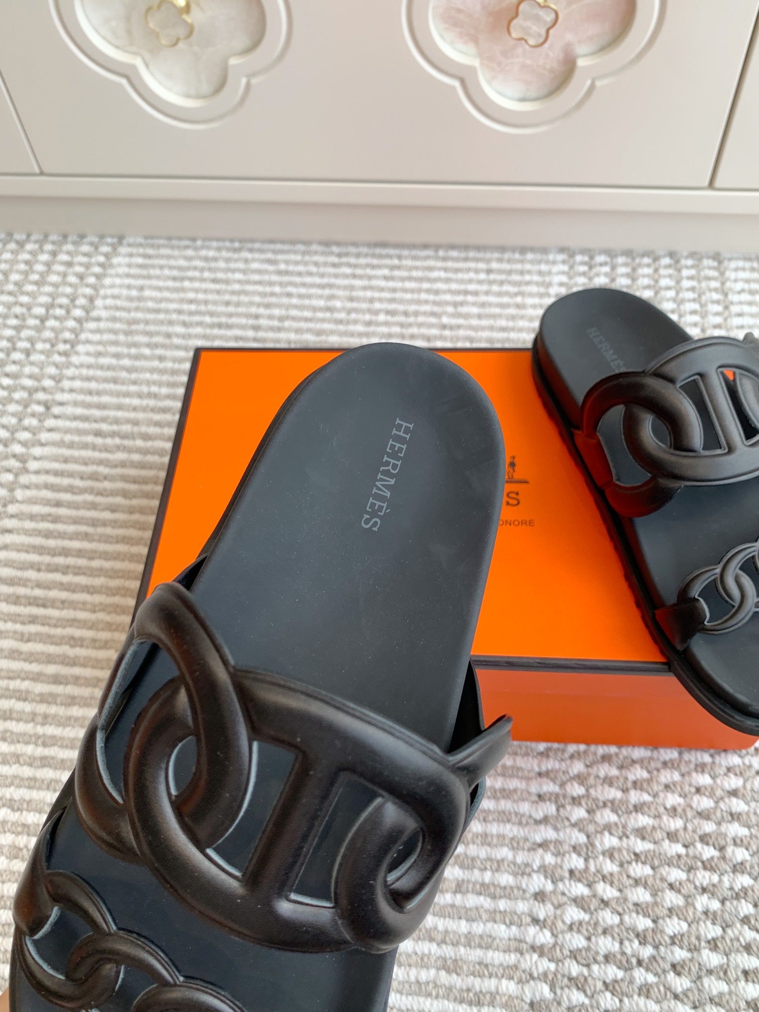LuxluxHouse Best Quality Women Shoes Hermes