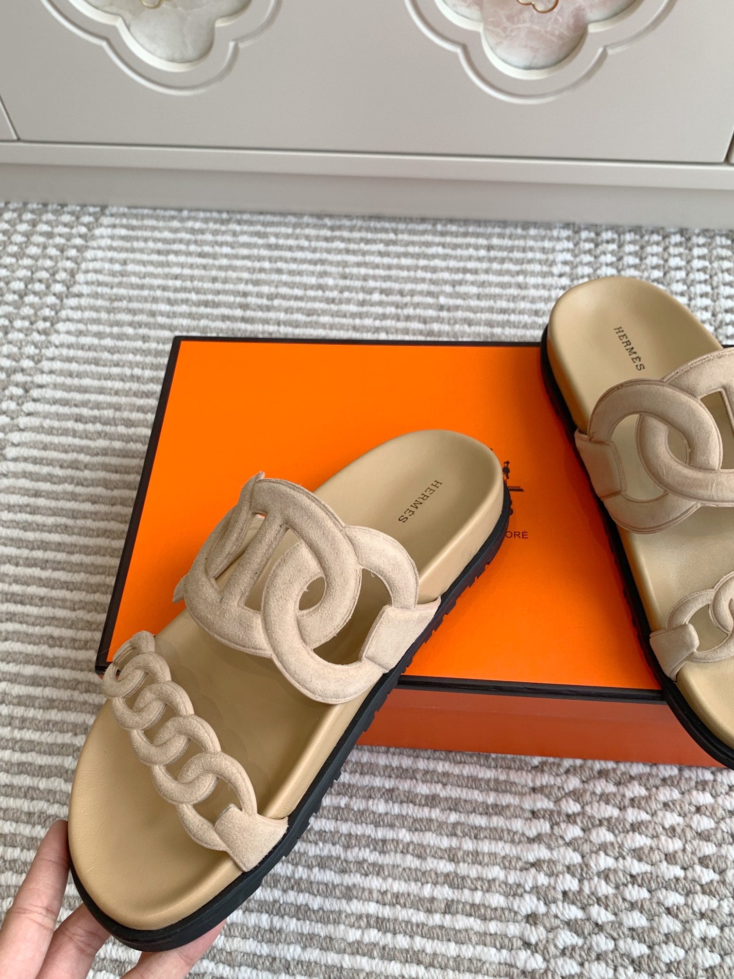 LuxluxHouse Best Quality Women Shoes Hermes