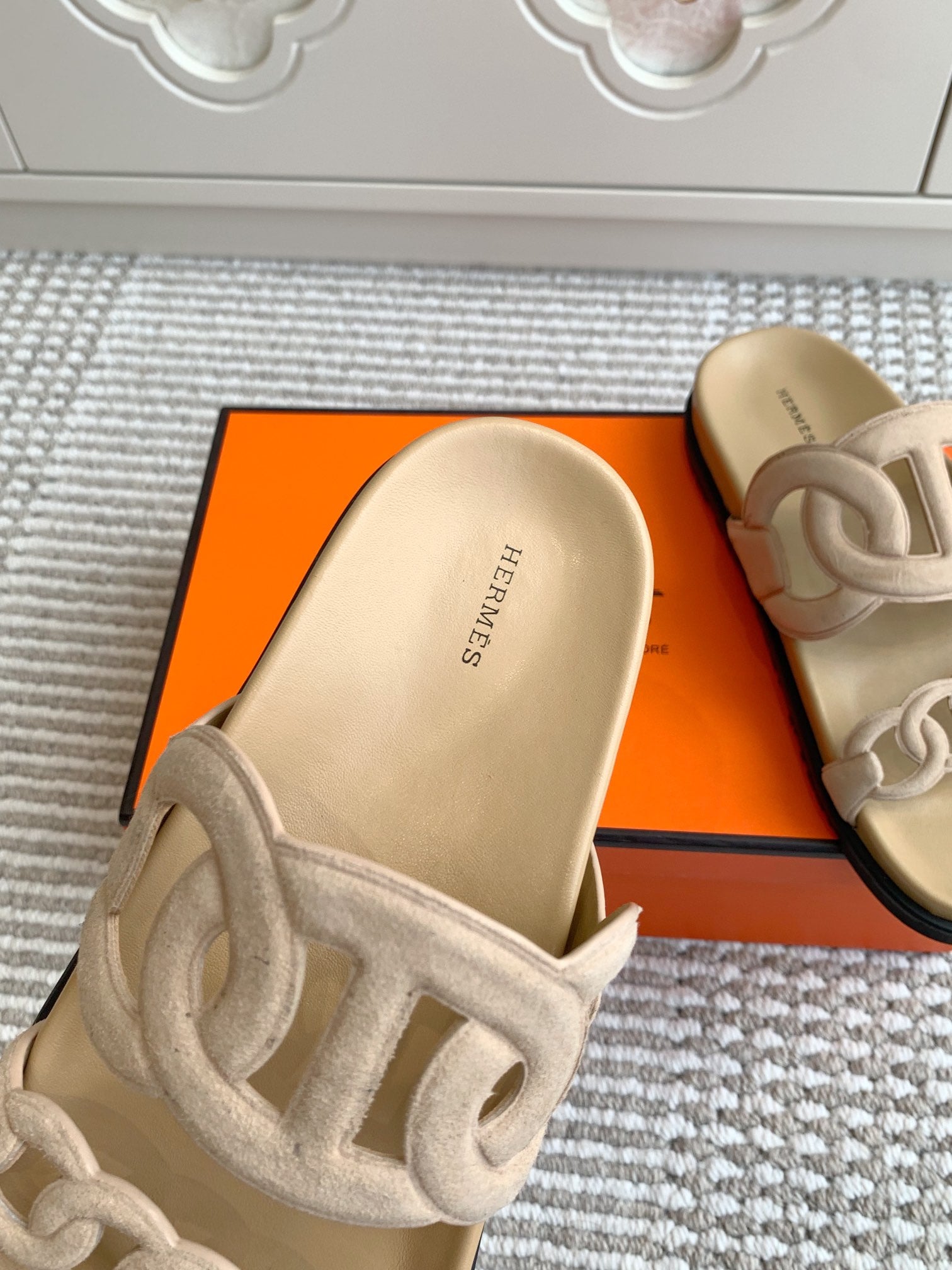 LuxluxHouse Best Quality Women Shoes Hermes