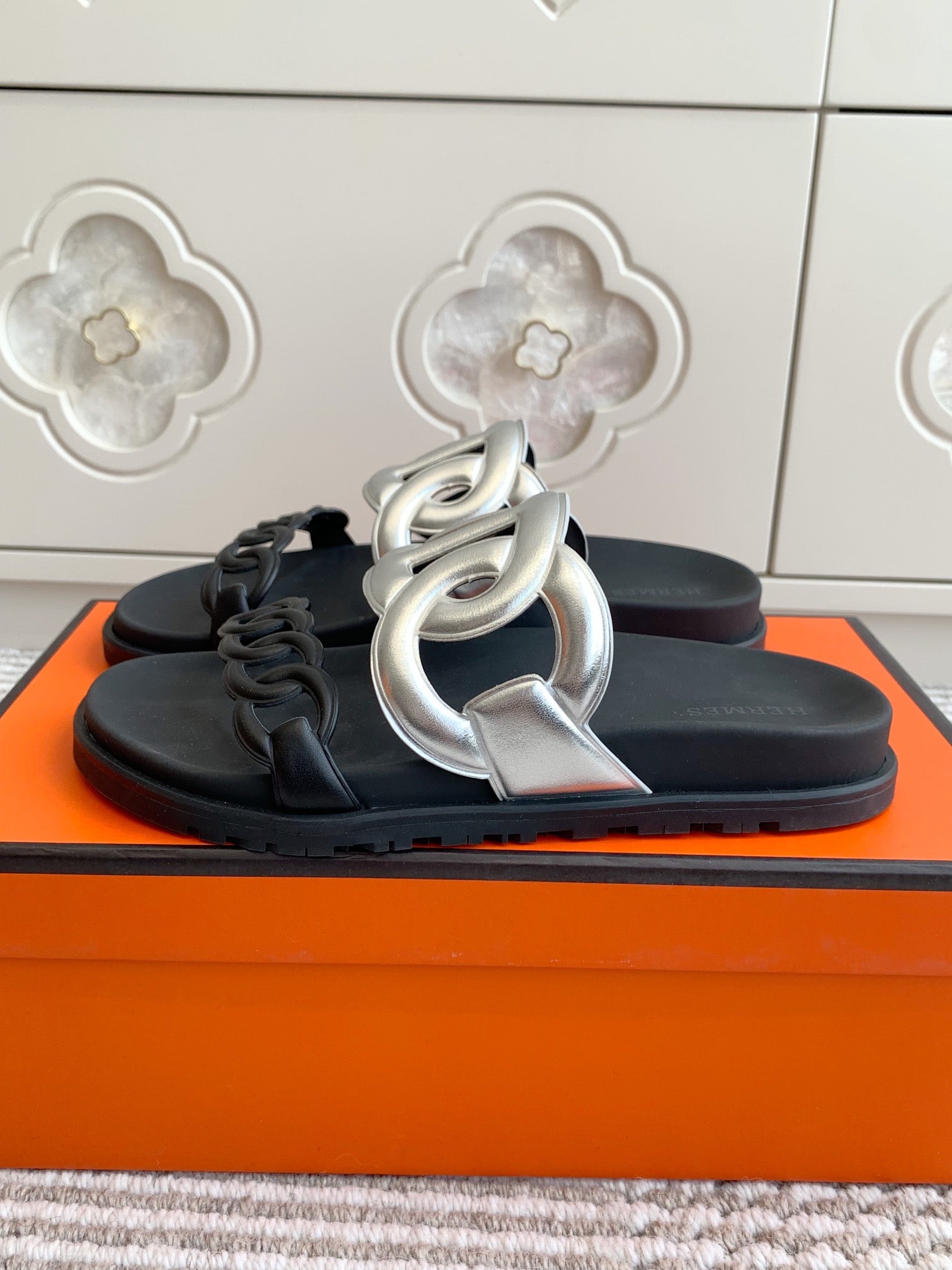 LuxluxHouse Best Quality Women Shoes Hermes