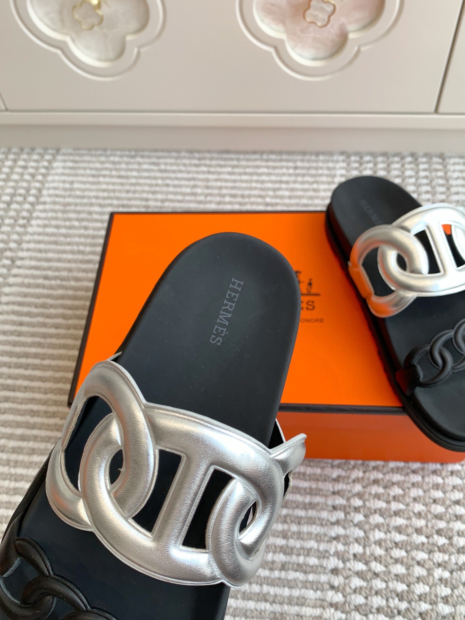 LuxluxHouse Best Quality Women Shoes Hermes