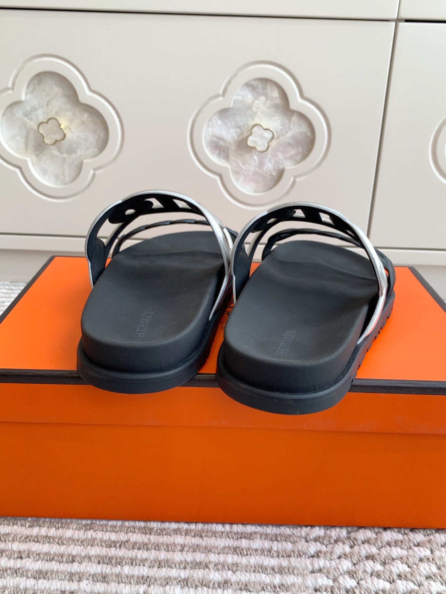 LuxluxHouse Best Quality Women Shoes Hermes