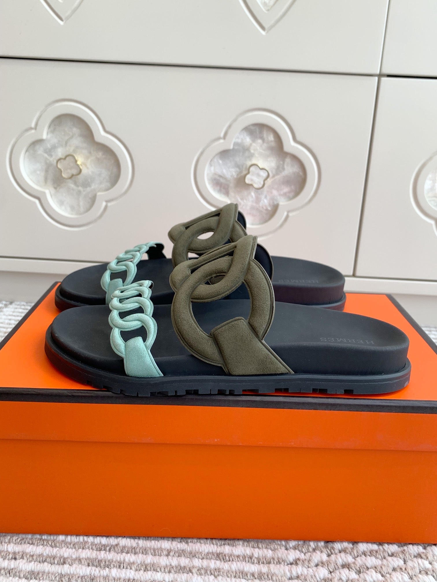 LuxluxHouse Best Quality Women Shoes Hermes