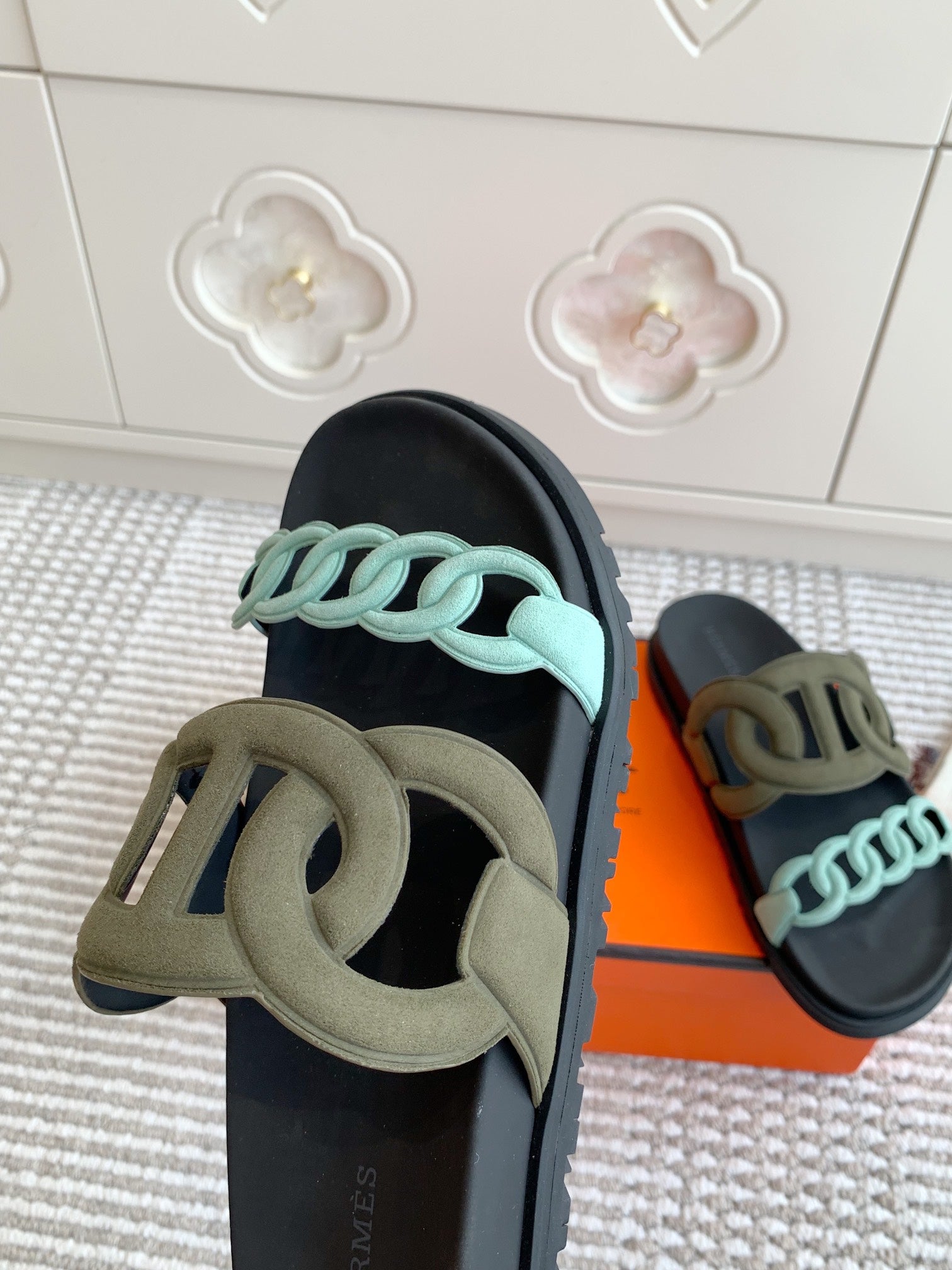 LuxluxHouse Best Quality Women Shoes Hermes