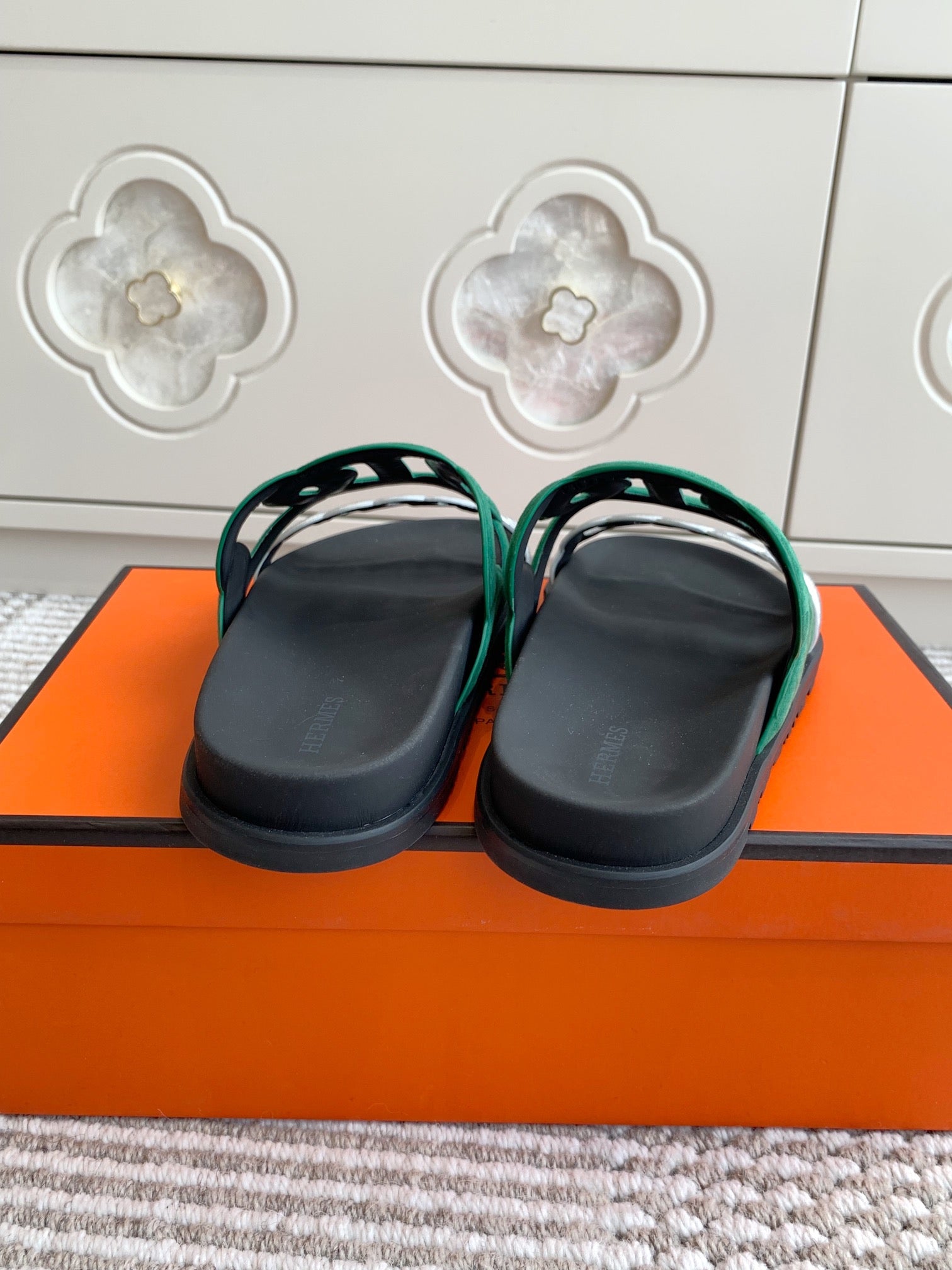 LuxluxHouse Best Quality Women Shoes Hermes