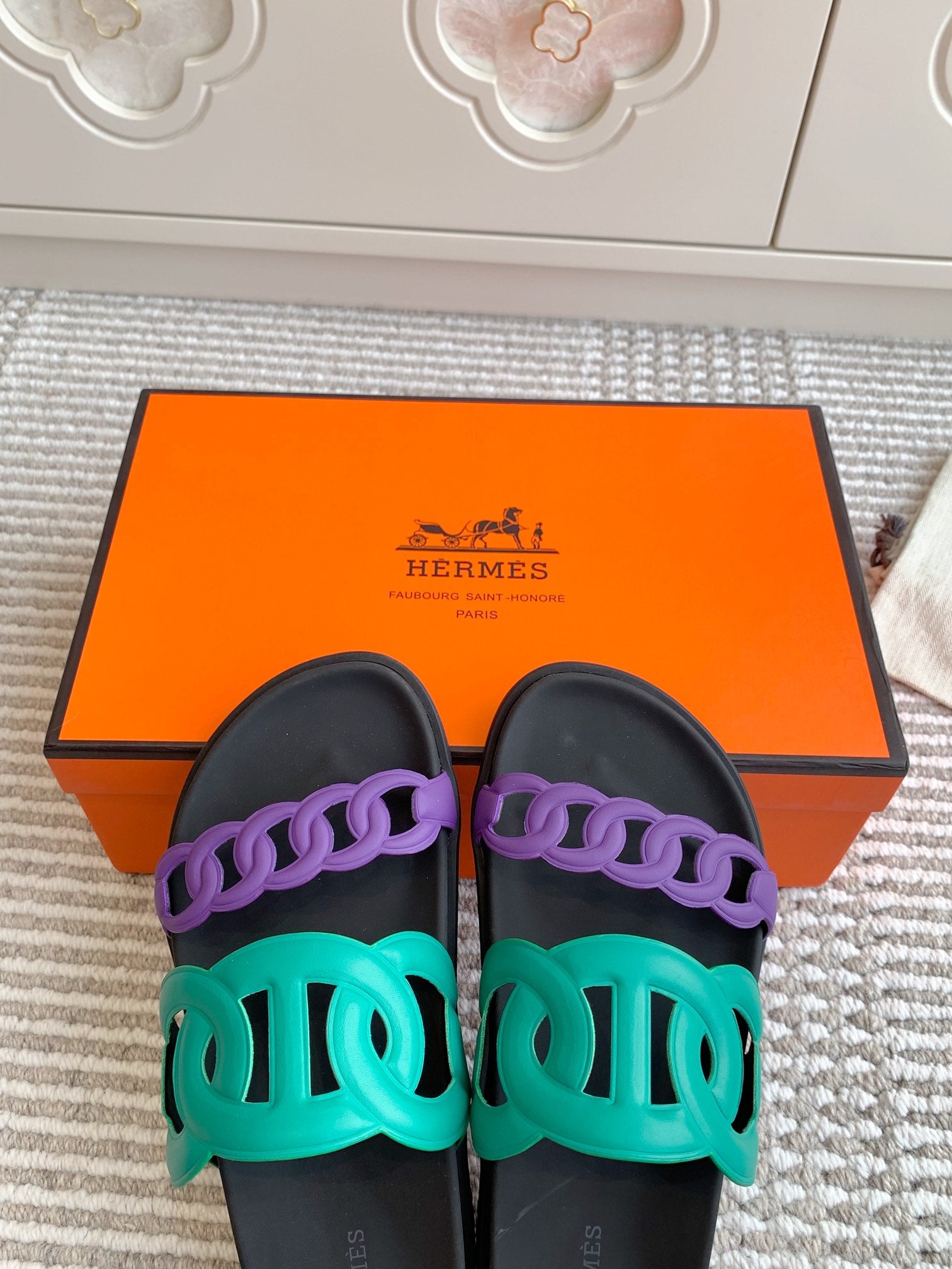 LuxluxHouse Best Quality Women Shoes Hermes