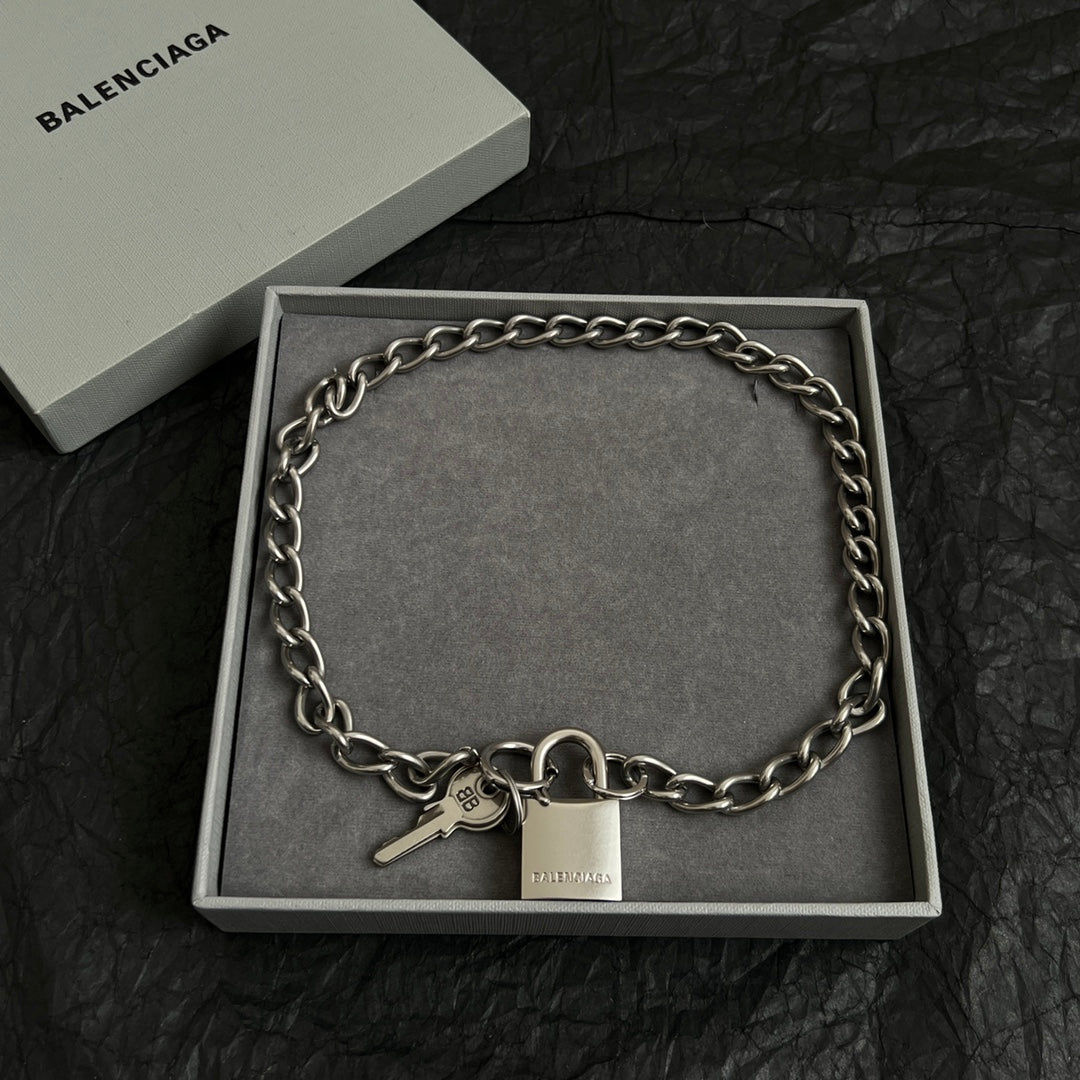 LuxluxHouse Best Quality Accessories Necklace Balenciaga