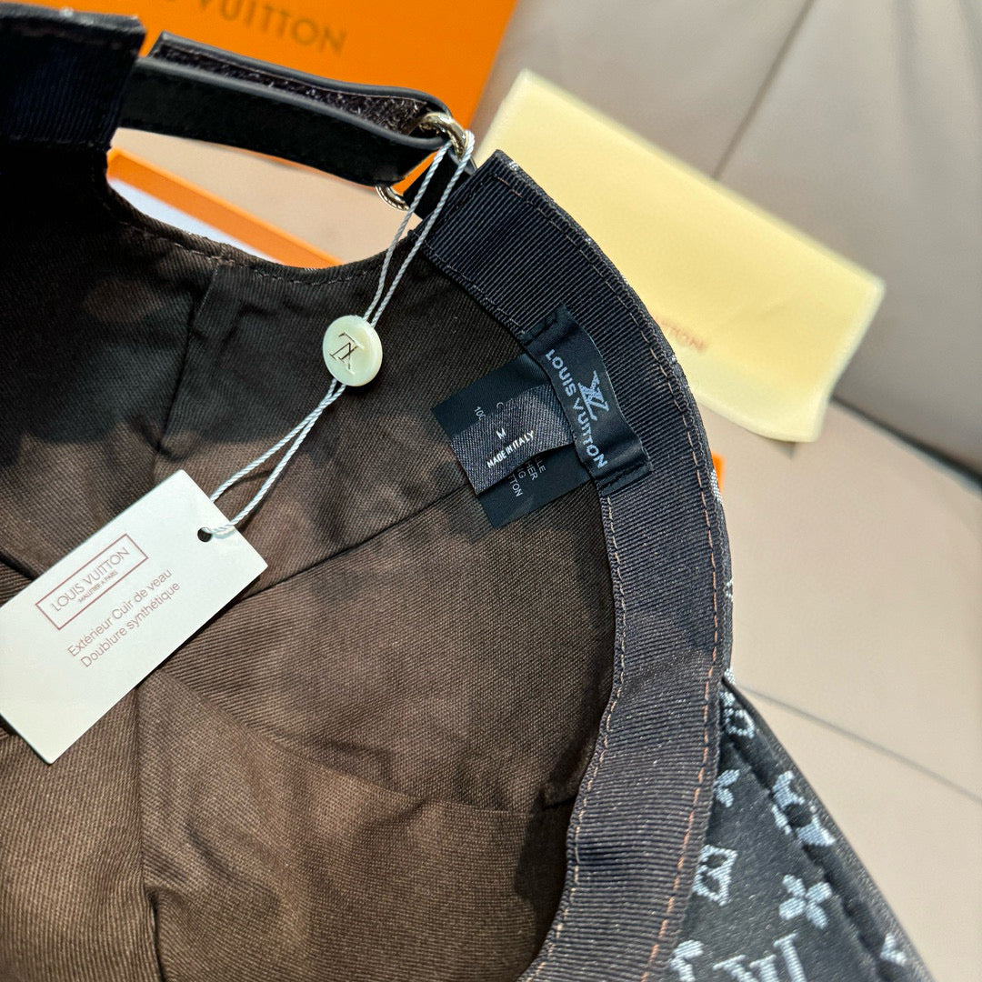 LuxluxHouse Best Quality Caps Louis Vuitton
