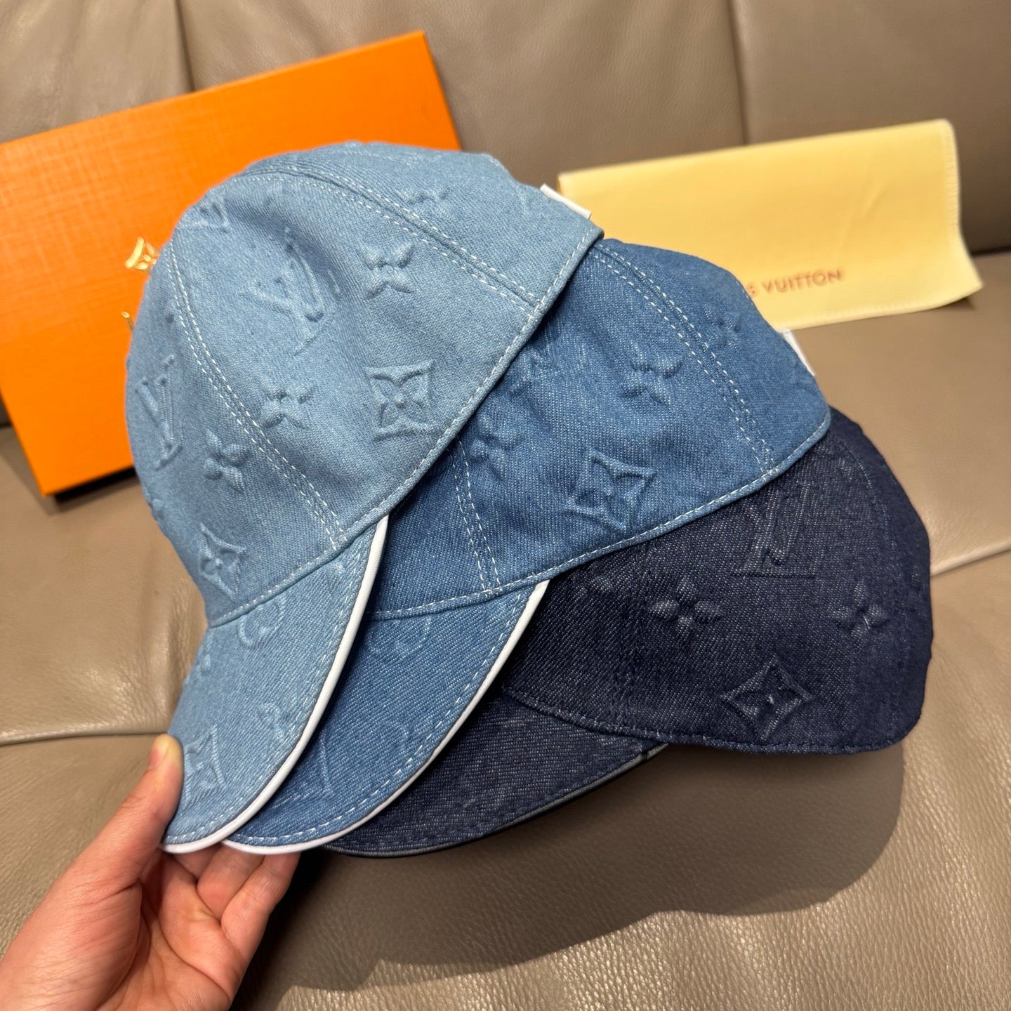 LuxluxHouse Best Quality Caps Louis Vuitton