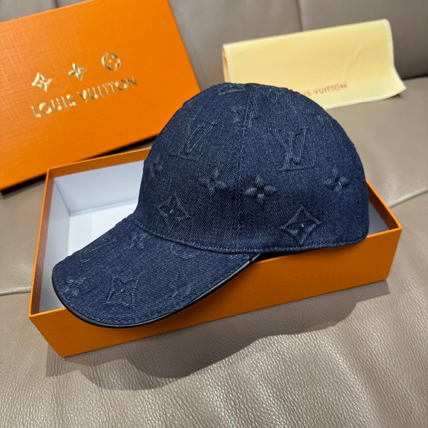 LuxluxHouse Best Quality Caps Louis Vuitton