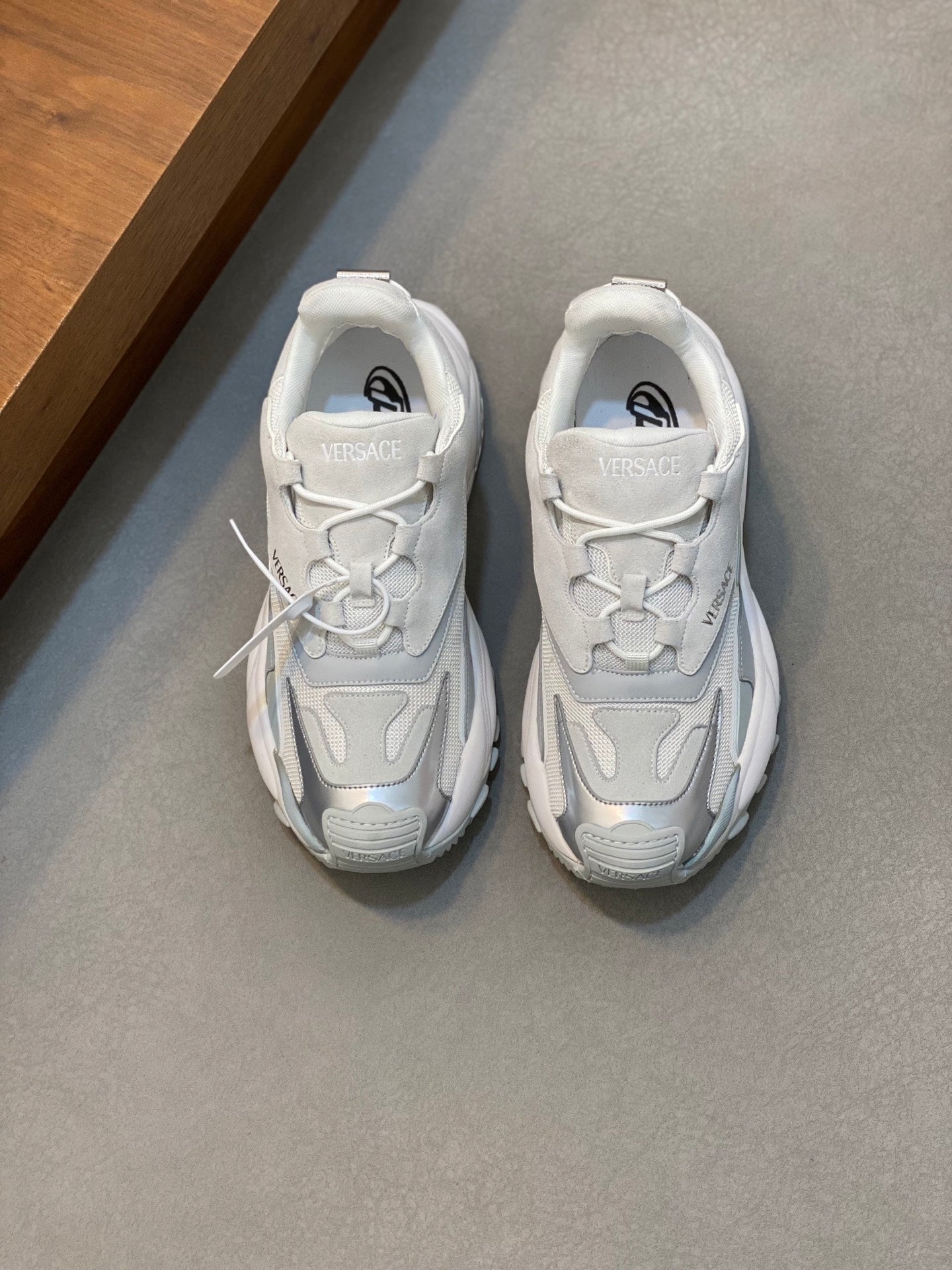 LuxluxHouse Best Quality Shoes Versace