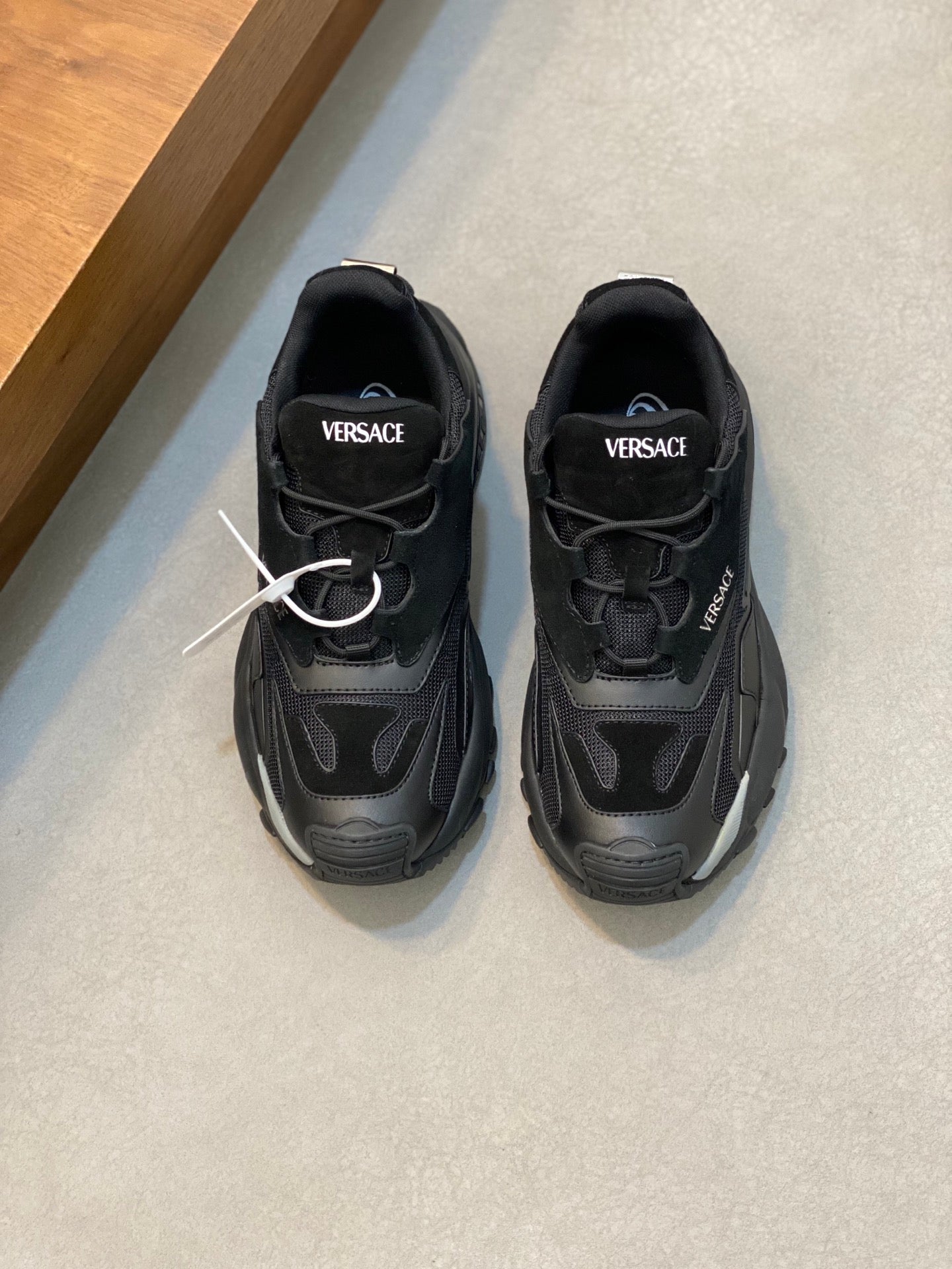 LuxluxHouse Best Quality Shoes Versace