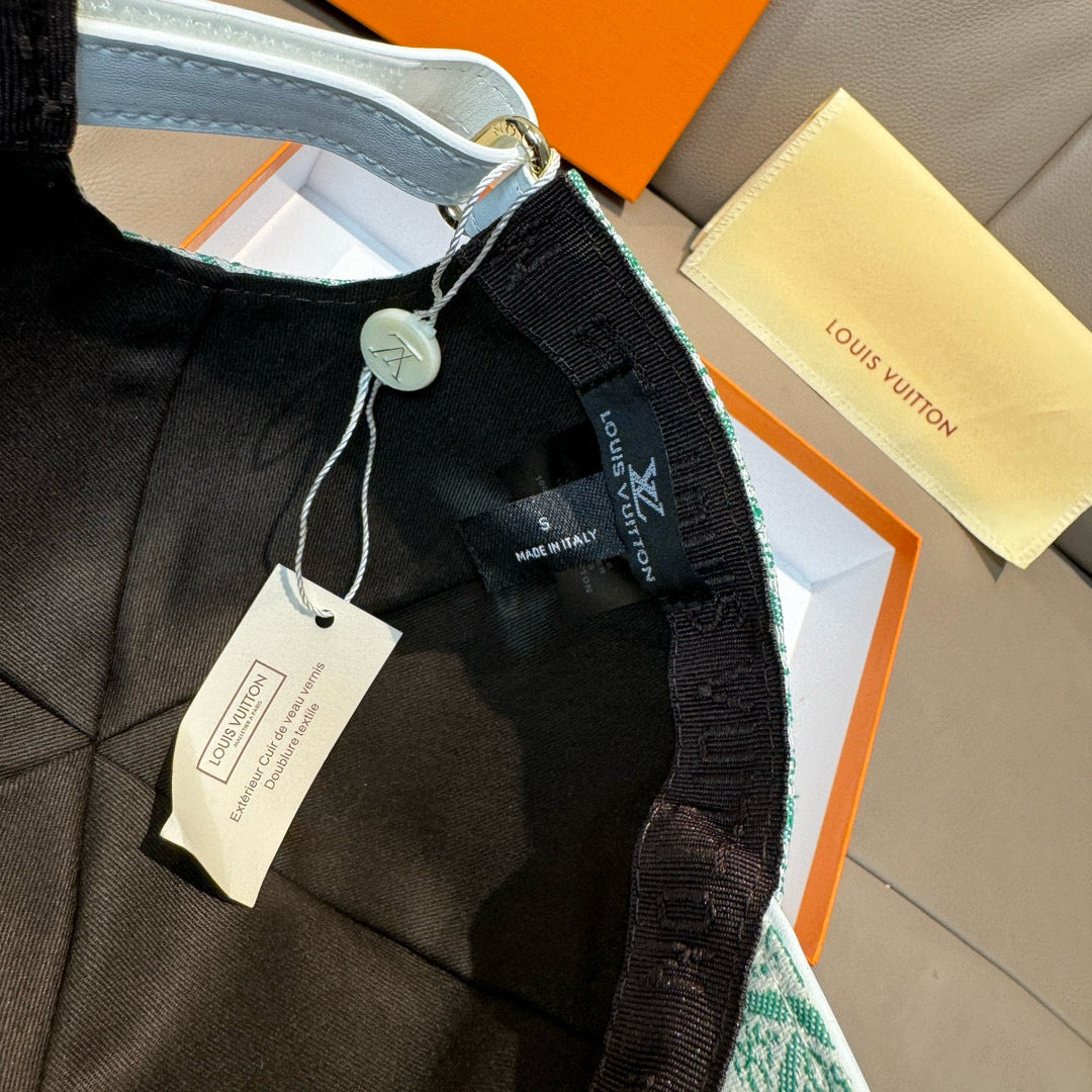 LuxluxHouse Best Quality Caps Louis Vuitton