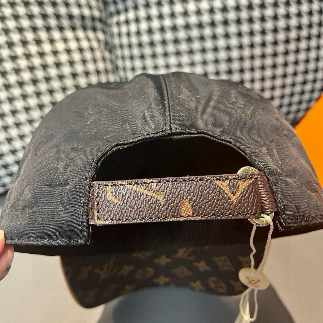 LuxluxHouse Best Quality Caps Louis Vuitton