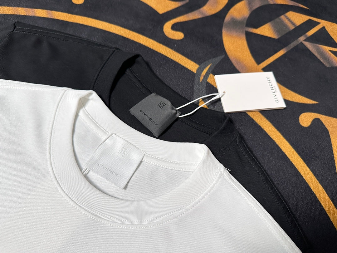 LuxluxHouse Best Quality Clothes Givenchy T-shirt