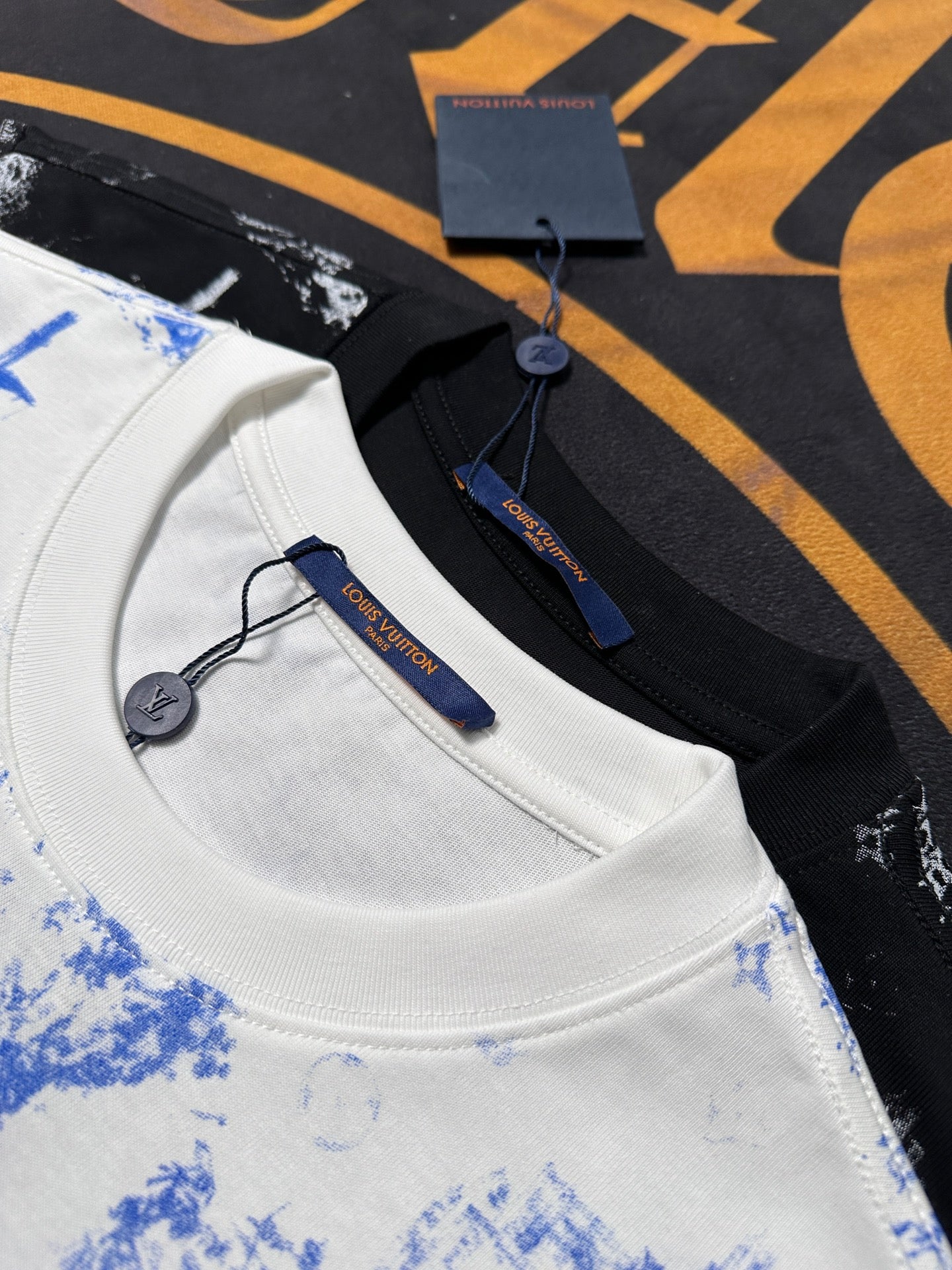 LuxluxHouse Best Quality Clothes T-shirt Louis Vuitton