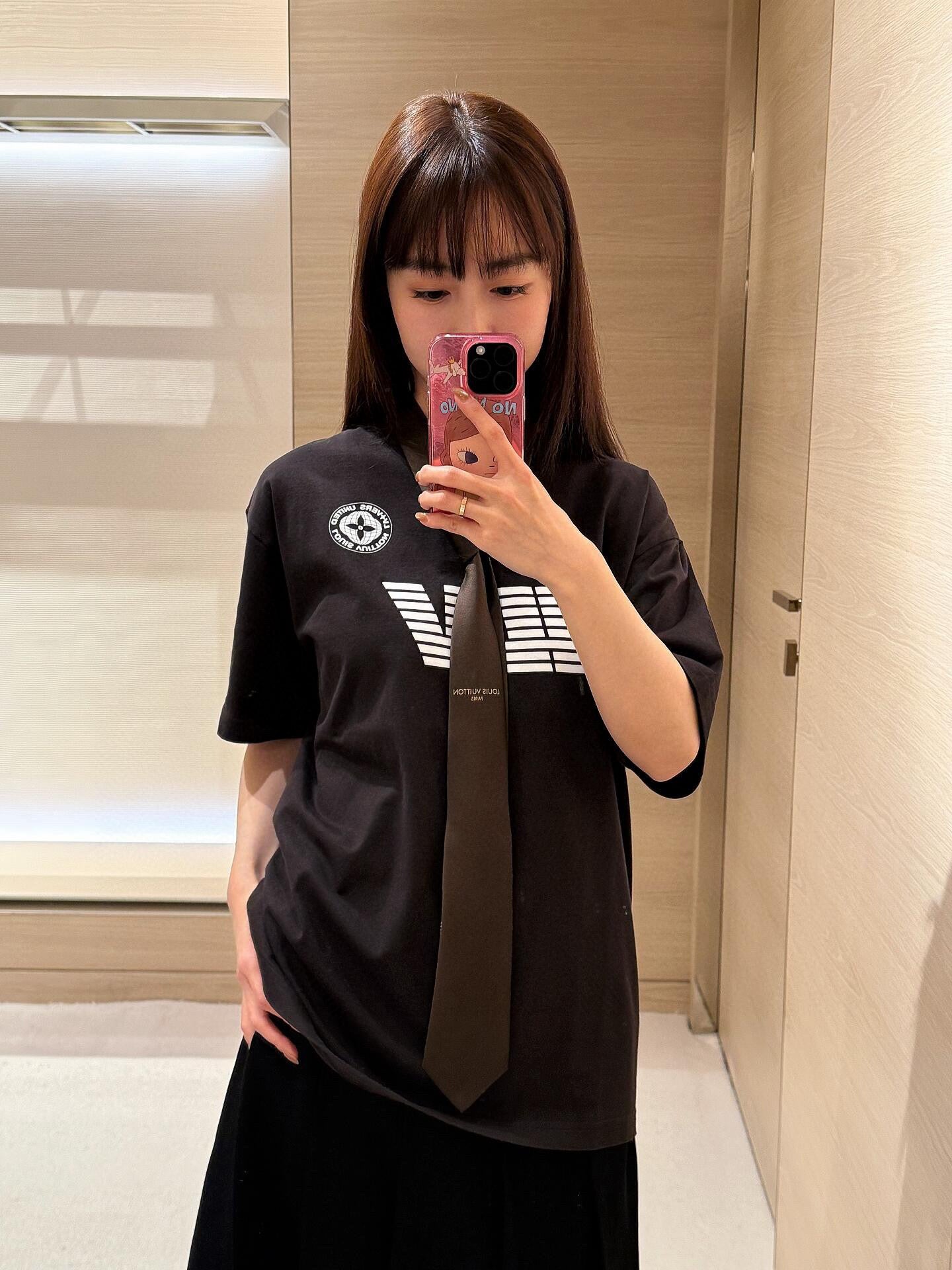 LuxluxHouse Best Quality Clothes T-shirt Louis Vuitton