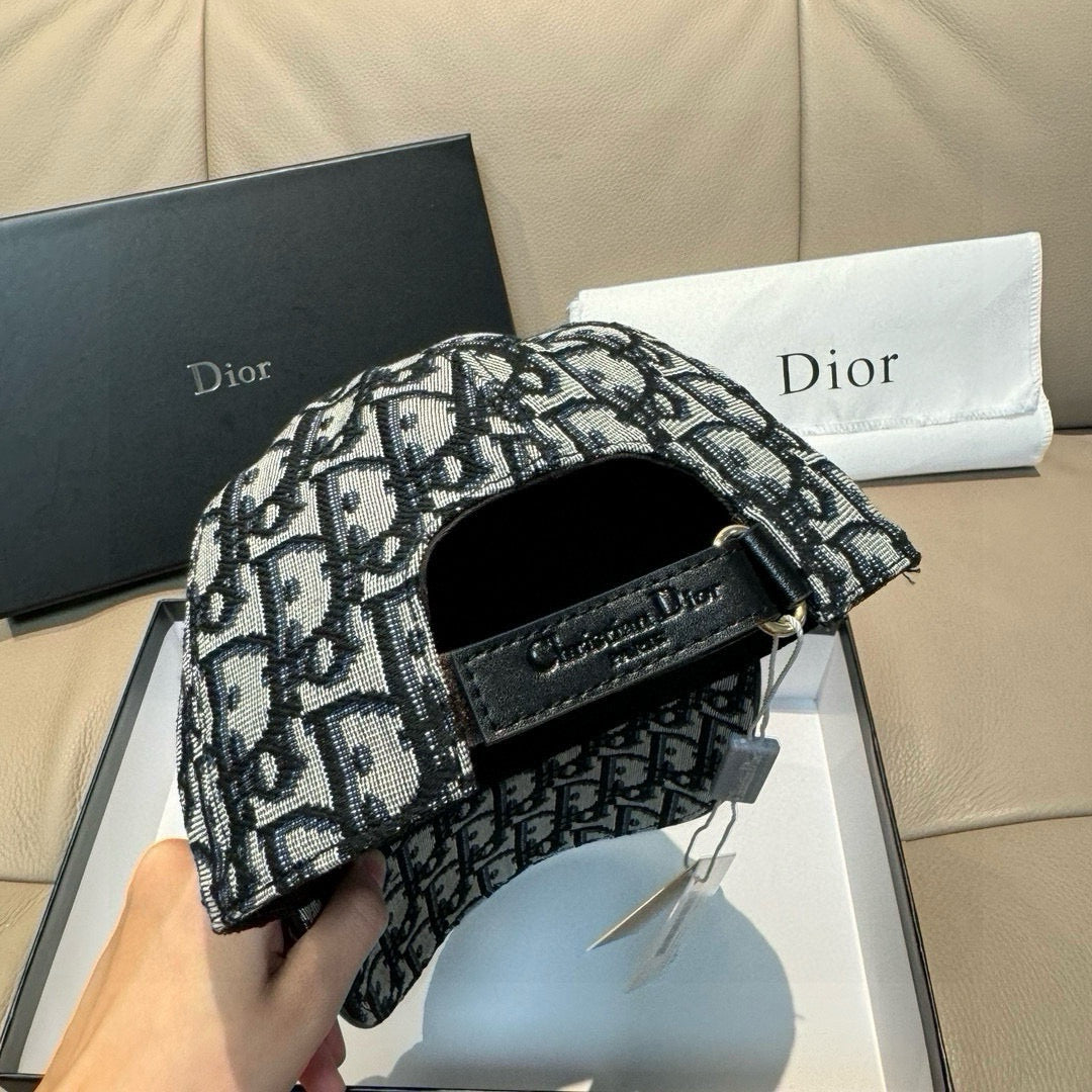 LuxluxHouse Best Quality Caps Dior