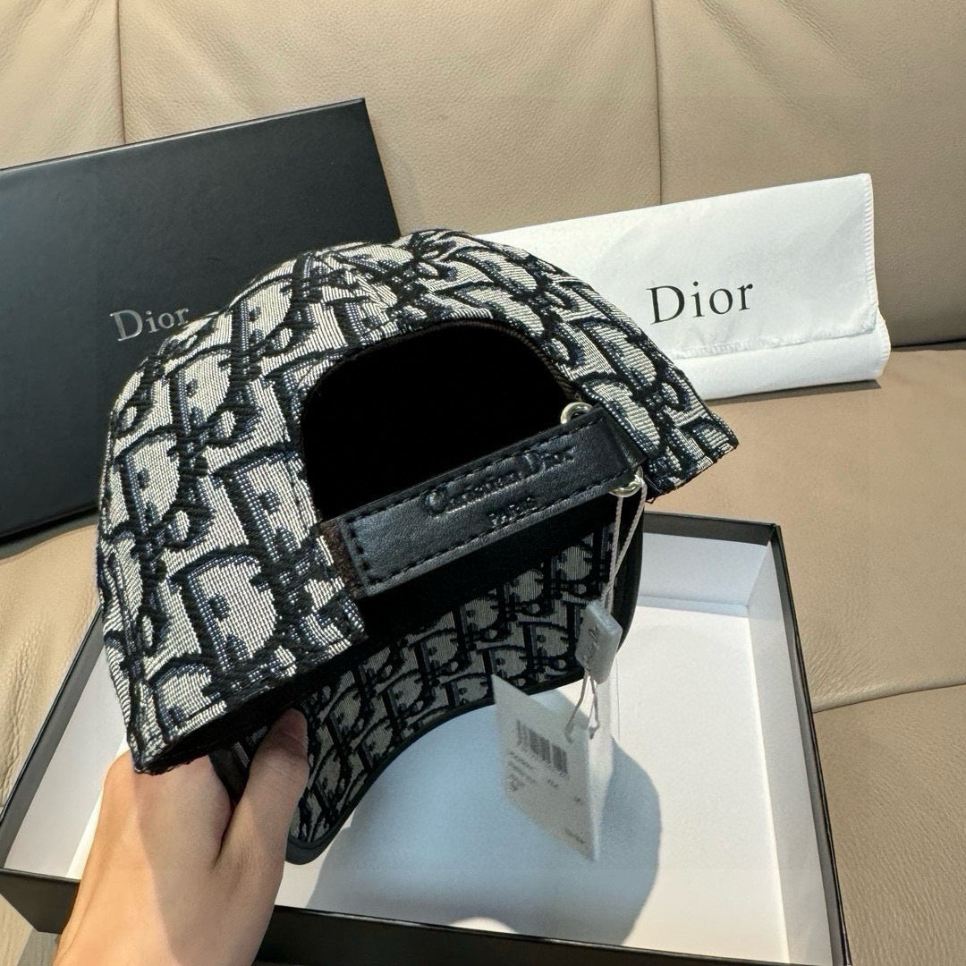 LuxluxHouse Best Quality Caps Dior