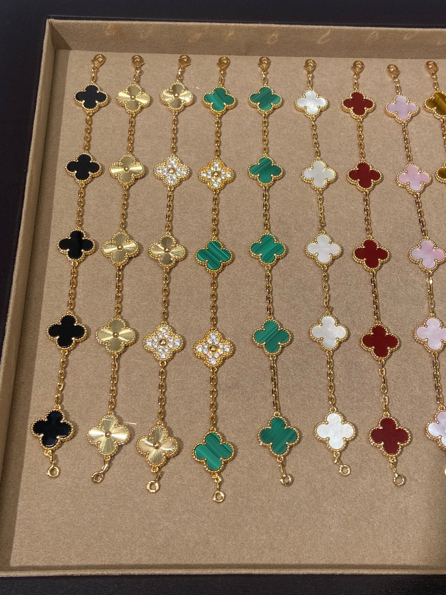 LuxluxHouse Best Quality Accessories Van Cleef & Arpels