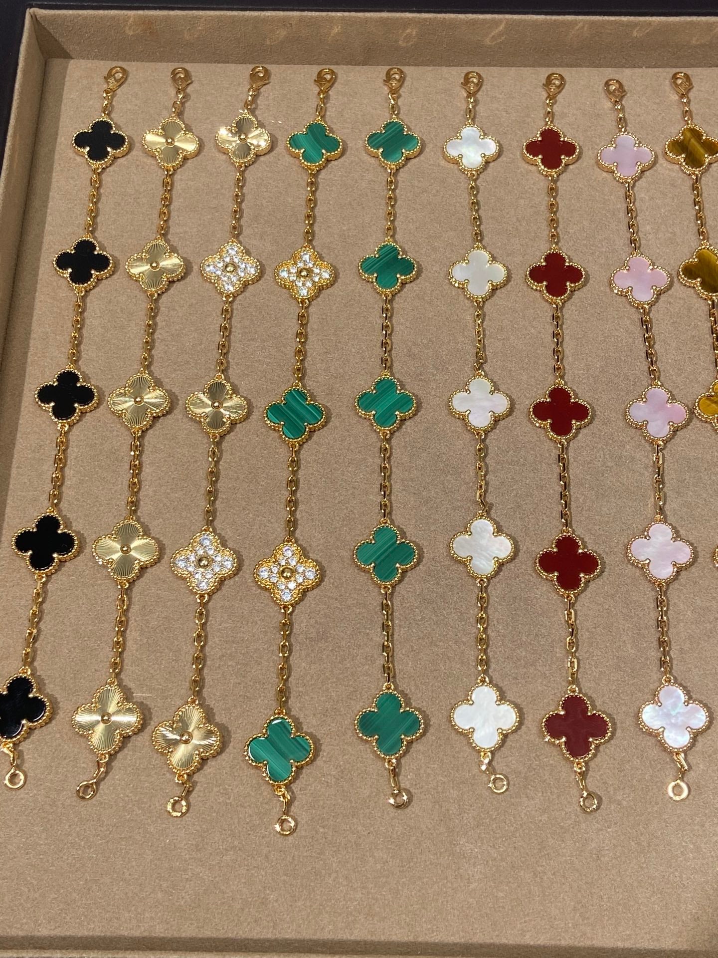 LuxluxHouse Best Quality Accessories Van Cleef & Arpels