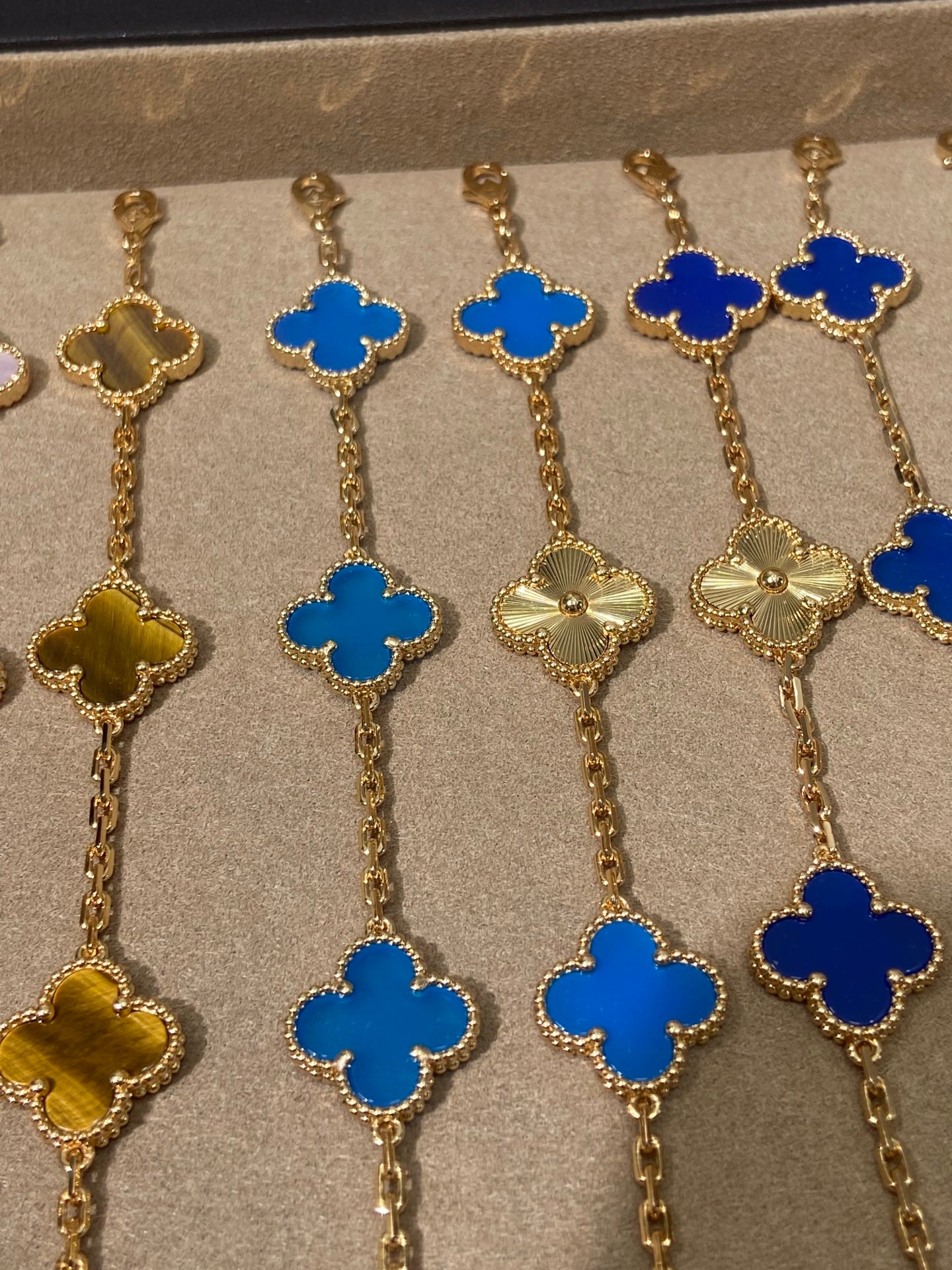 LuxluxHouse Best Quality Accessories Van Cleef & Arpels