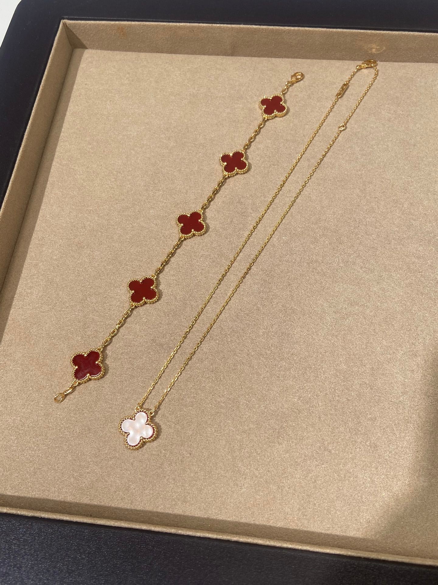 LuxluxHouse Best Quality Accessories Van Cleef & Arpels