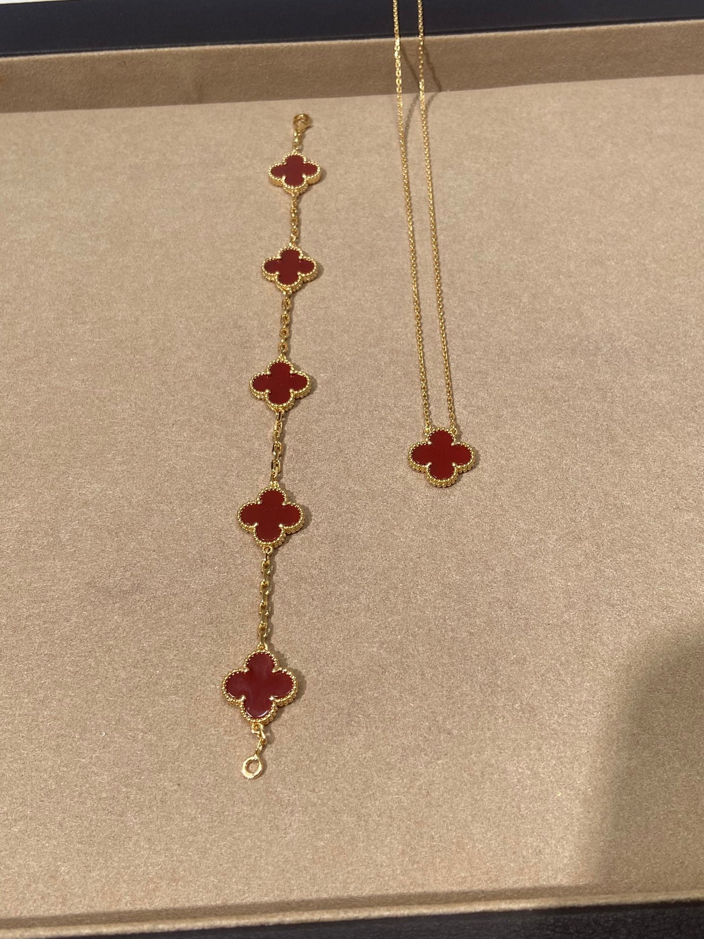 LuxluxHouse Best Quality Accessories Van Cleef & Arpels