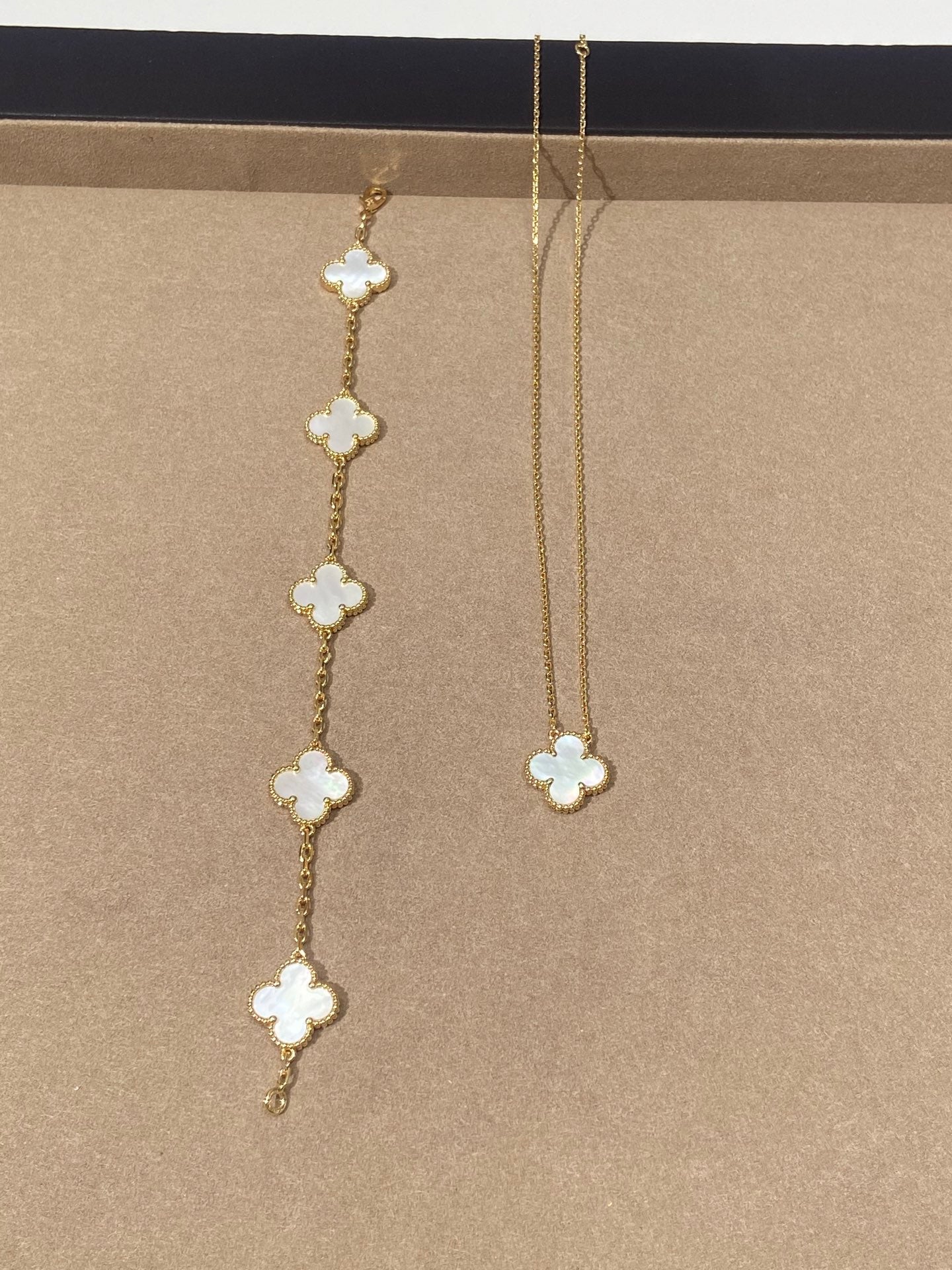 LuxluxHouse Best Quality Accessories Van Cleef & Arpels