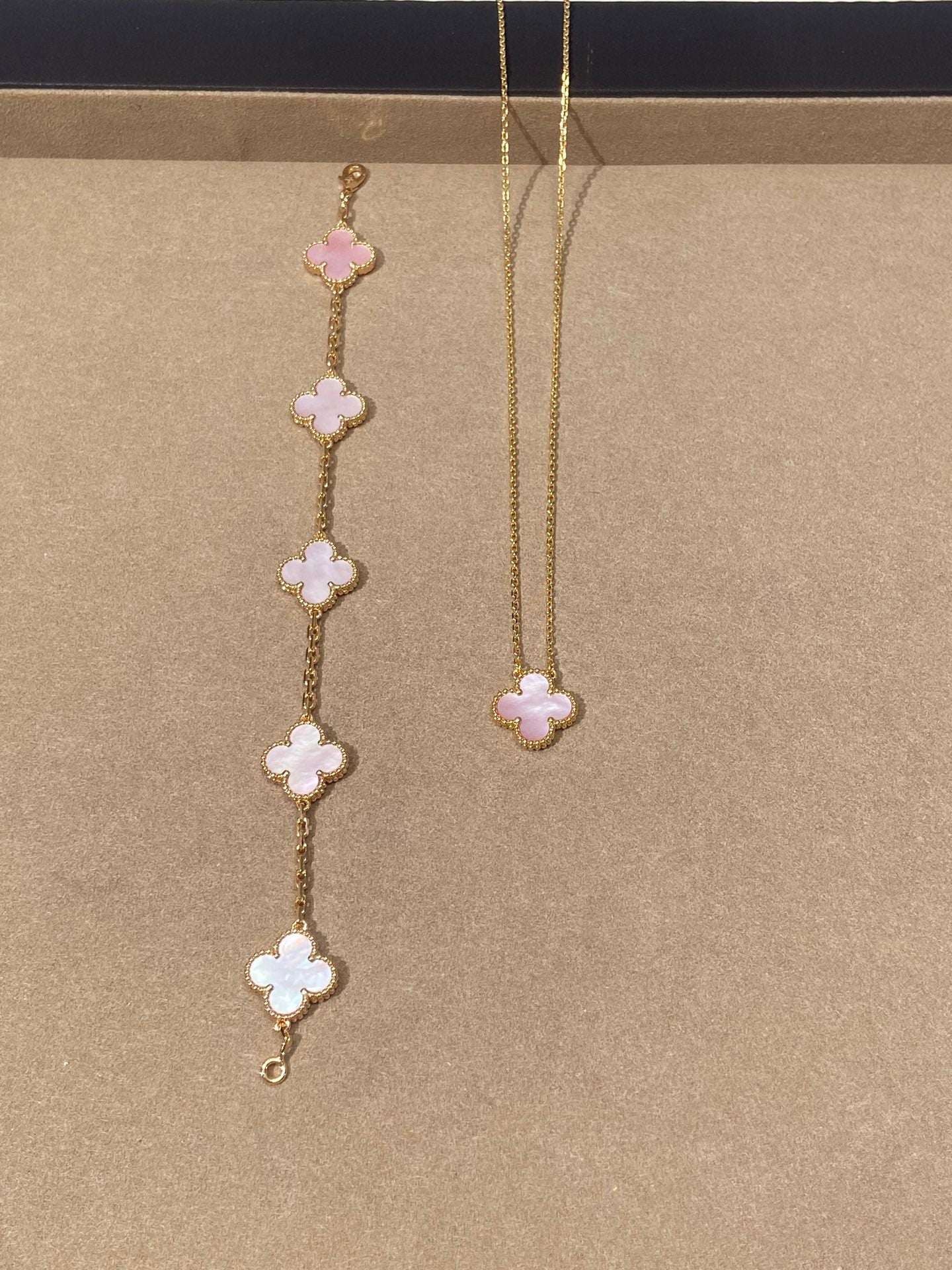 LuxluxHouse Best Quality Accessories Van Cleef & Arpels