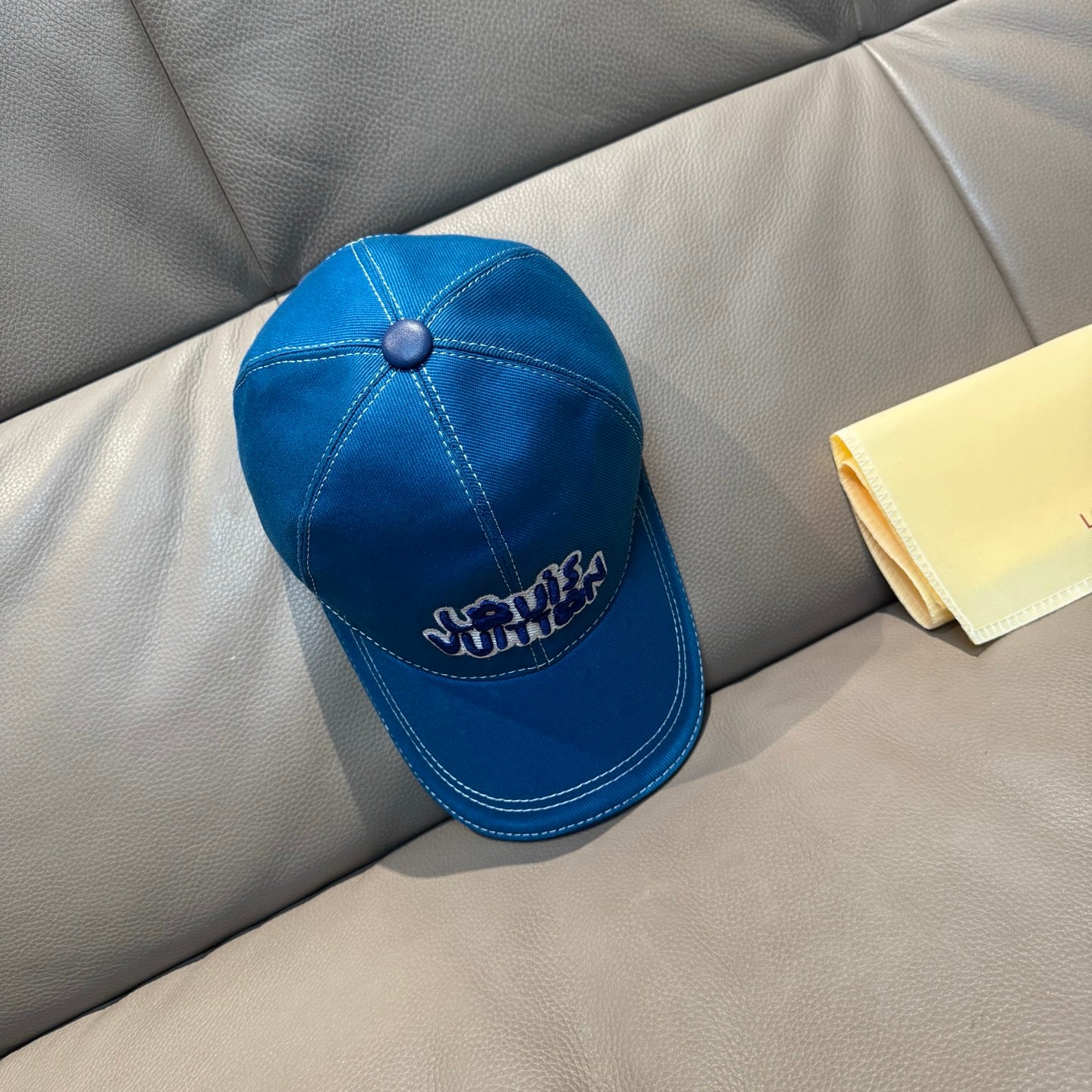 LuxluxHouse Best Quality Caps Louis Vuitton