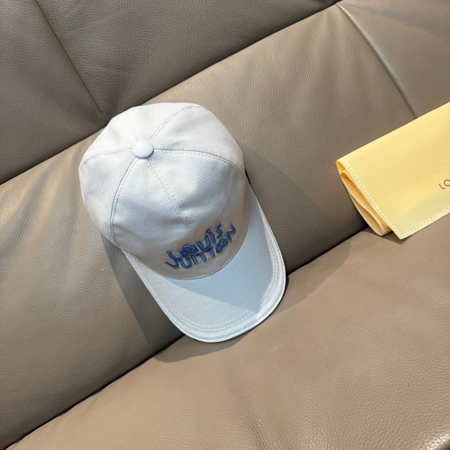 LuxluxHouse Best Quality Caps Louis Vuitton