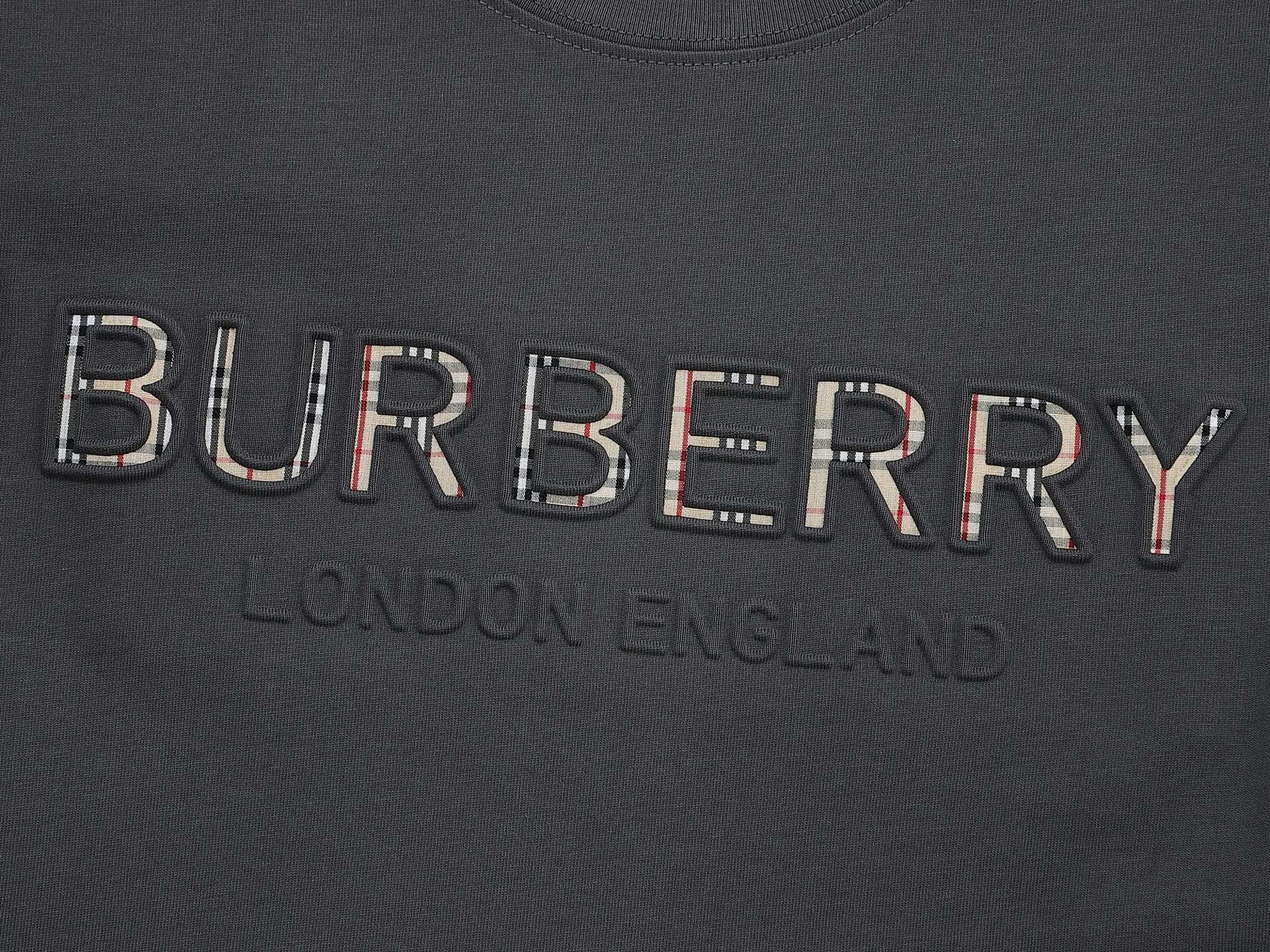 LuxluxHouse Best Quality Clothes Burberry T-shirt