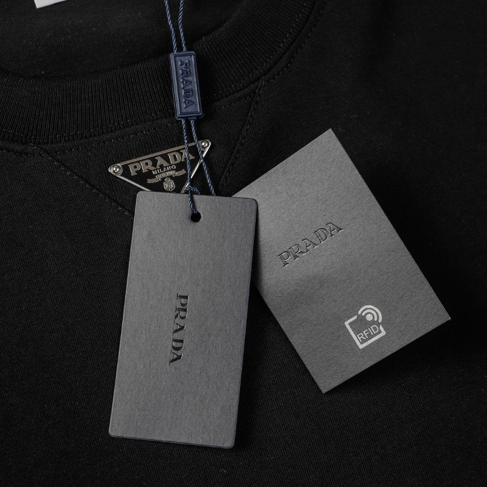 LuxluxHouse Best Quality Clothes T-shirt Prada