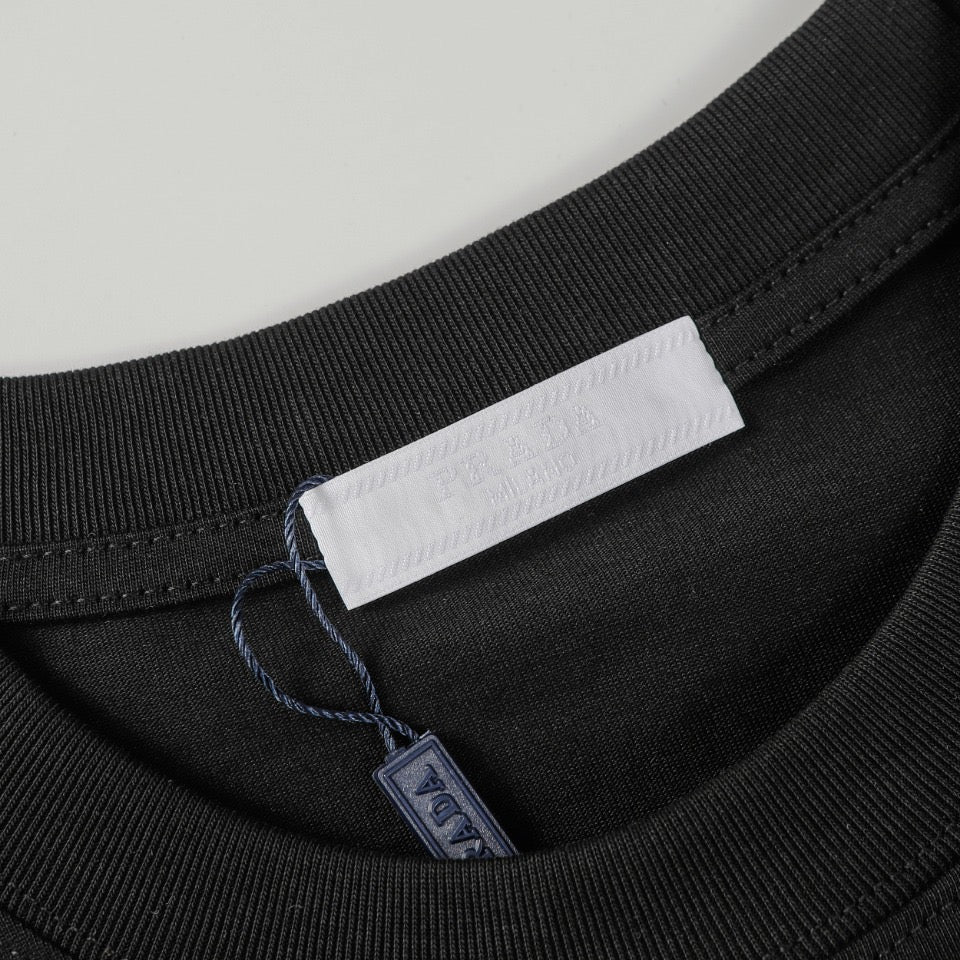 LuxluxHouse Best Quality Clothes T-shirt Prada