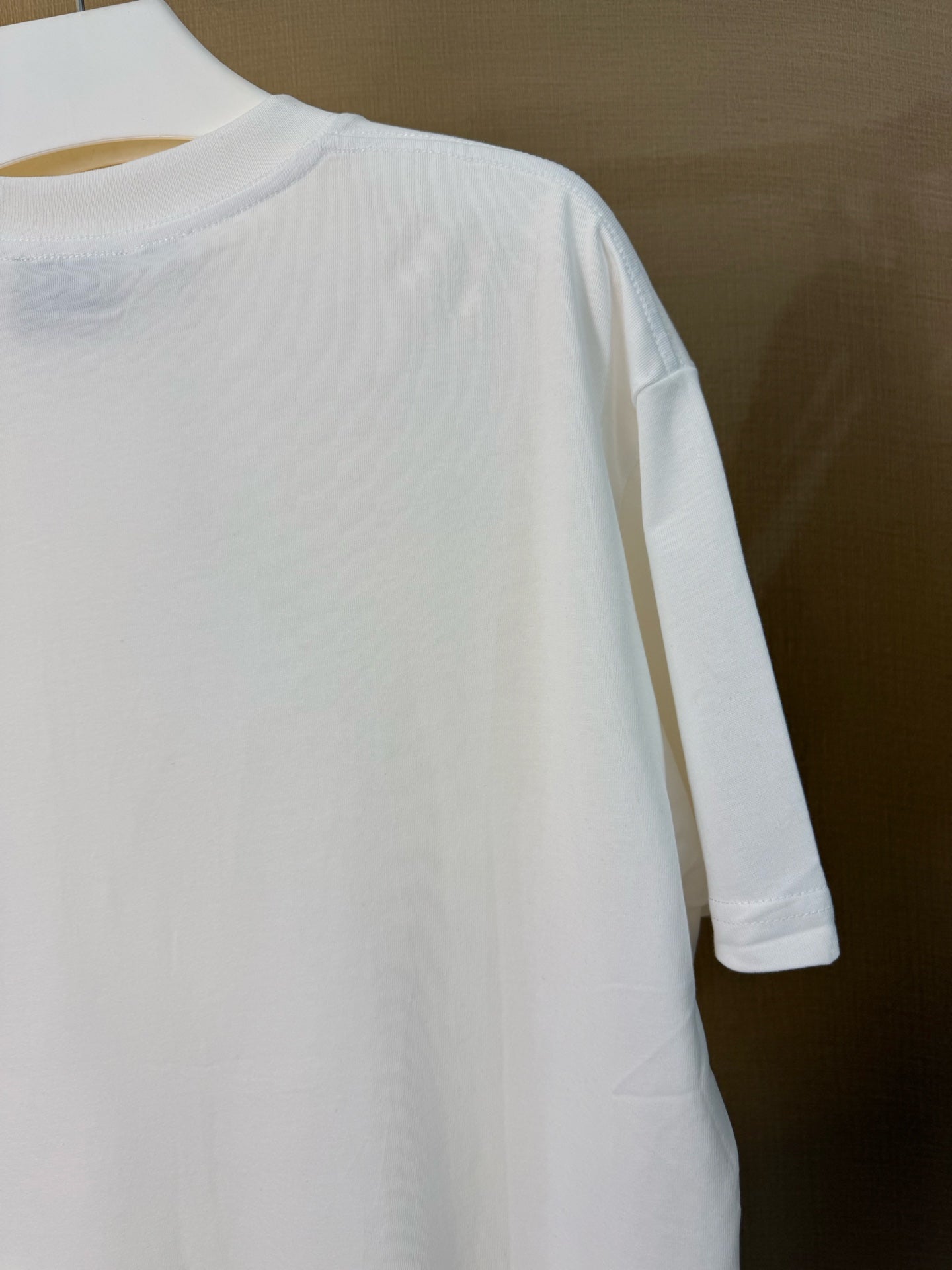 LuxluxHouse Best Quality Clothes T-shirt Loewe