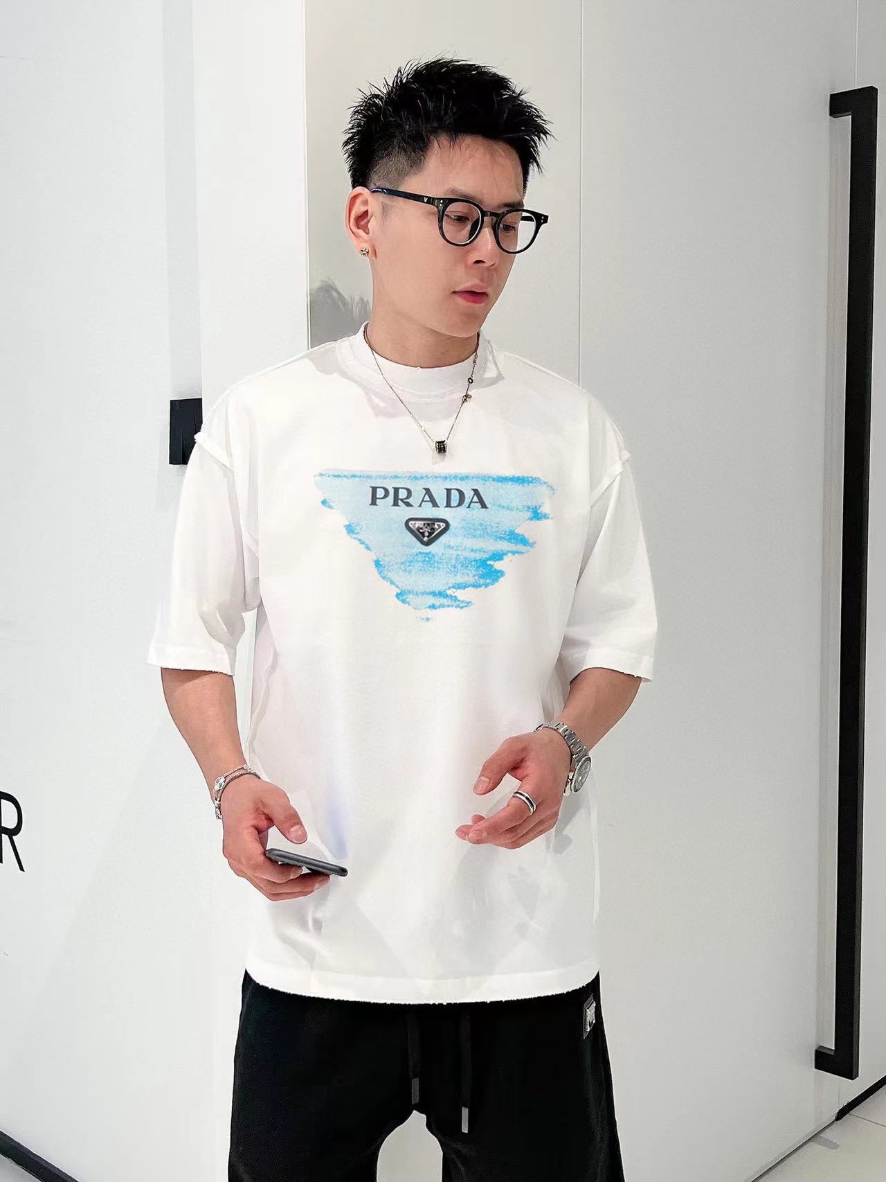 LuxluxHouse Best Quality Clothes T-shirt Prada